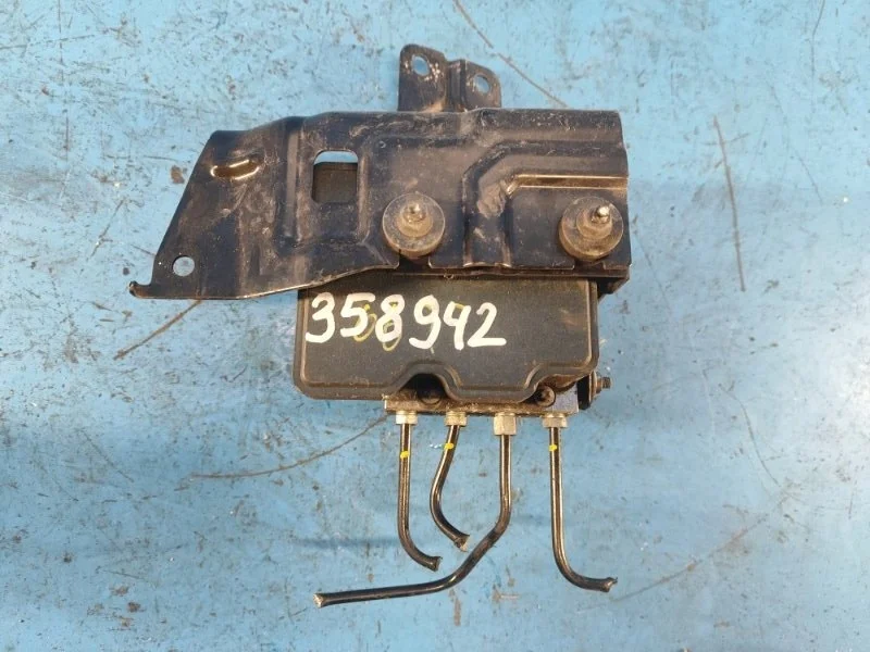 ABS Control Module 476609TB1A Nissan X-TRAIL