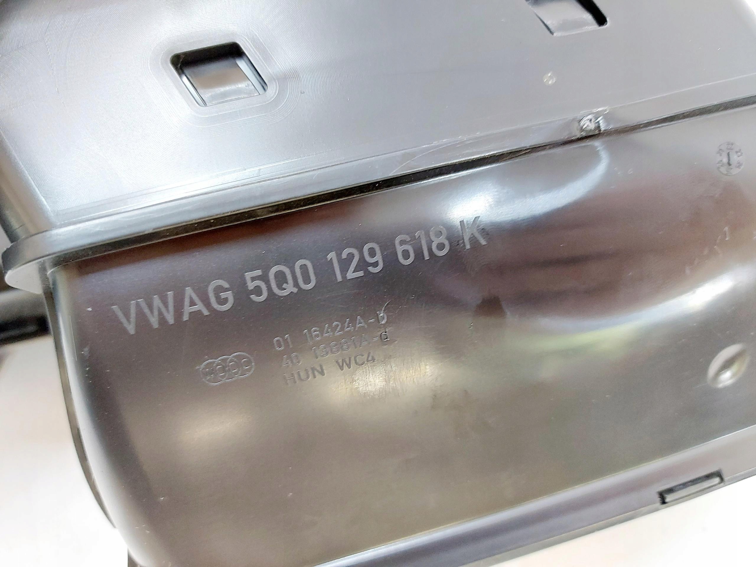 Luftfilterhus OEM 5Q0129601CC för VW Skoda image 4