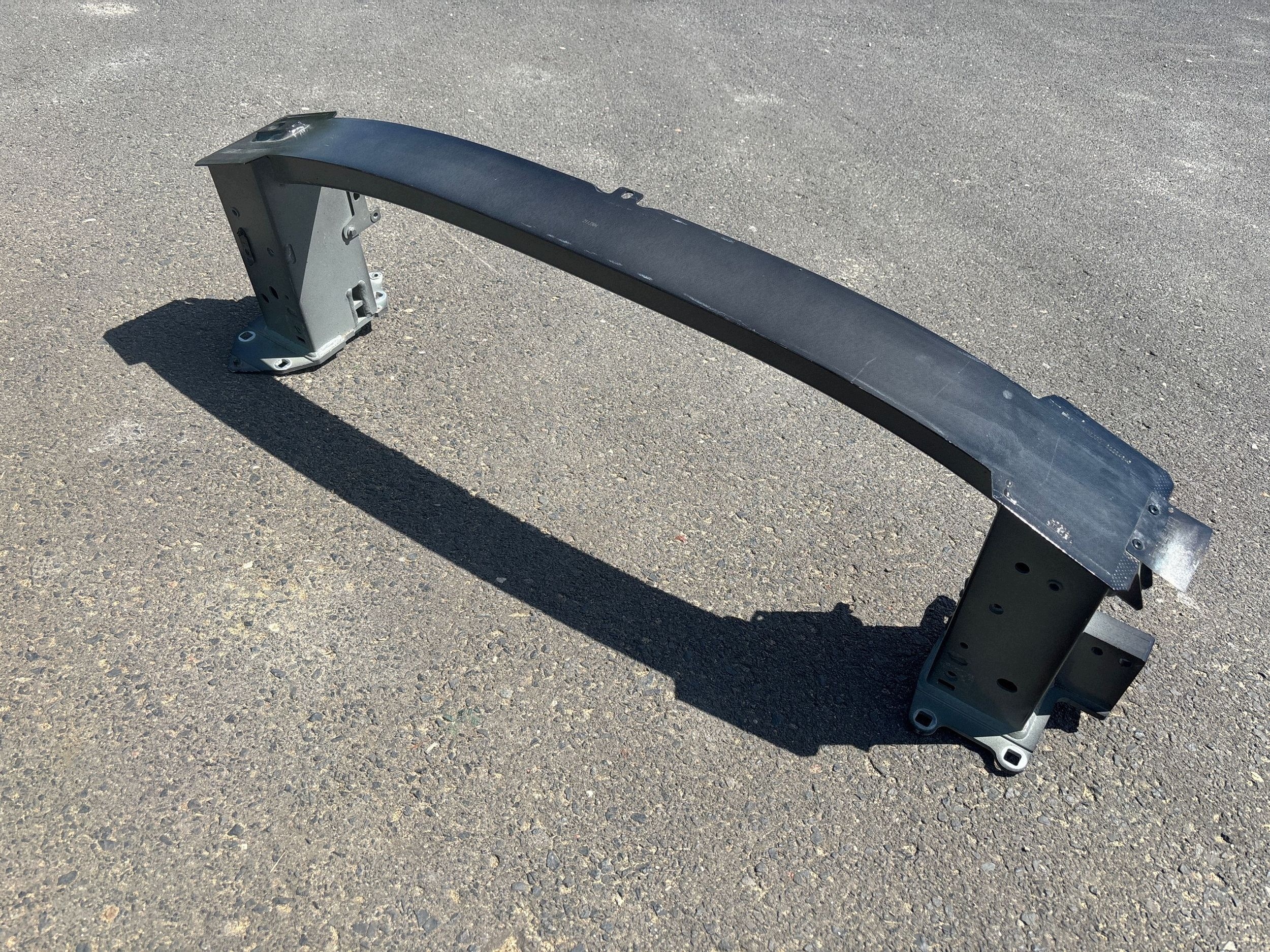 Volvo XC40 C40 Etupalkki OEM 32234645 image 2