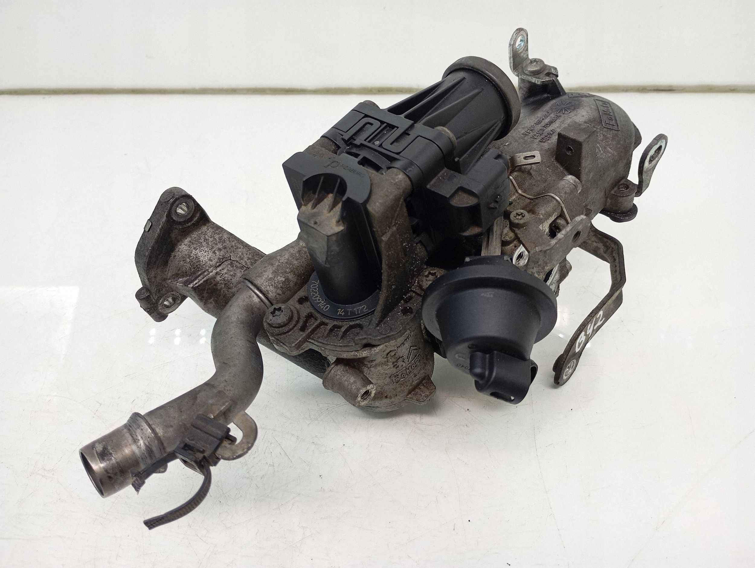 Válvula EGR Peugeot OEM 702209140 - Usada image 2