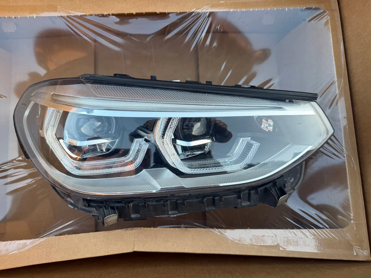 Luz LED Adaptativa BMW X3 G01 X4 G02 Derecha 8739654-04