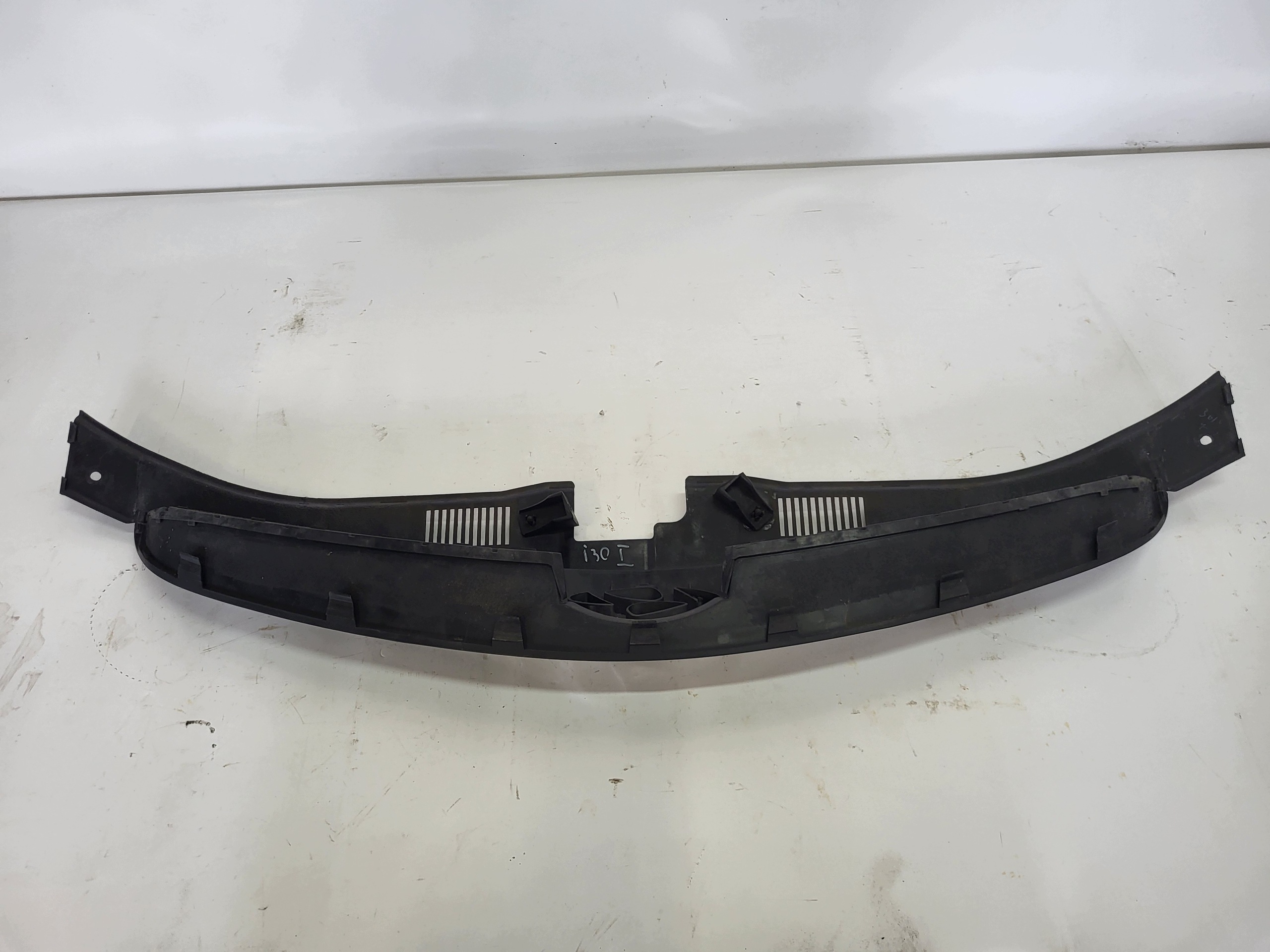 Grille Hyundai I30 OEM 86351-2R500 (2009-2012) image 5