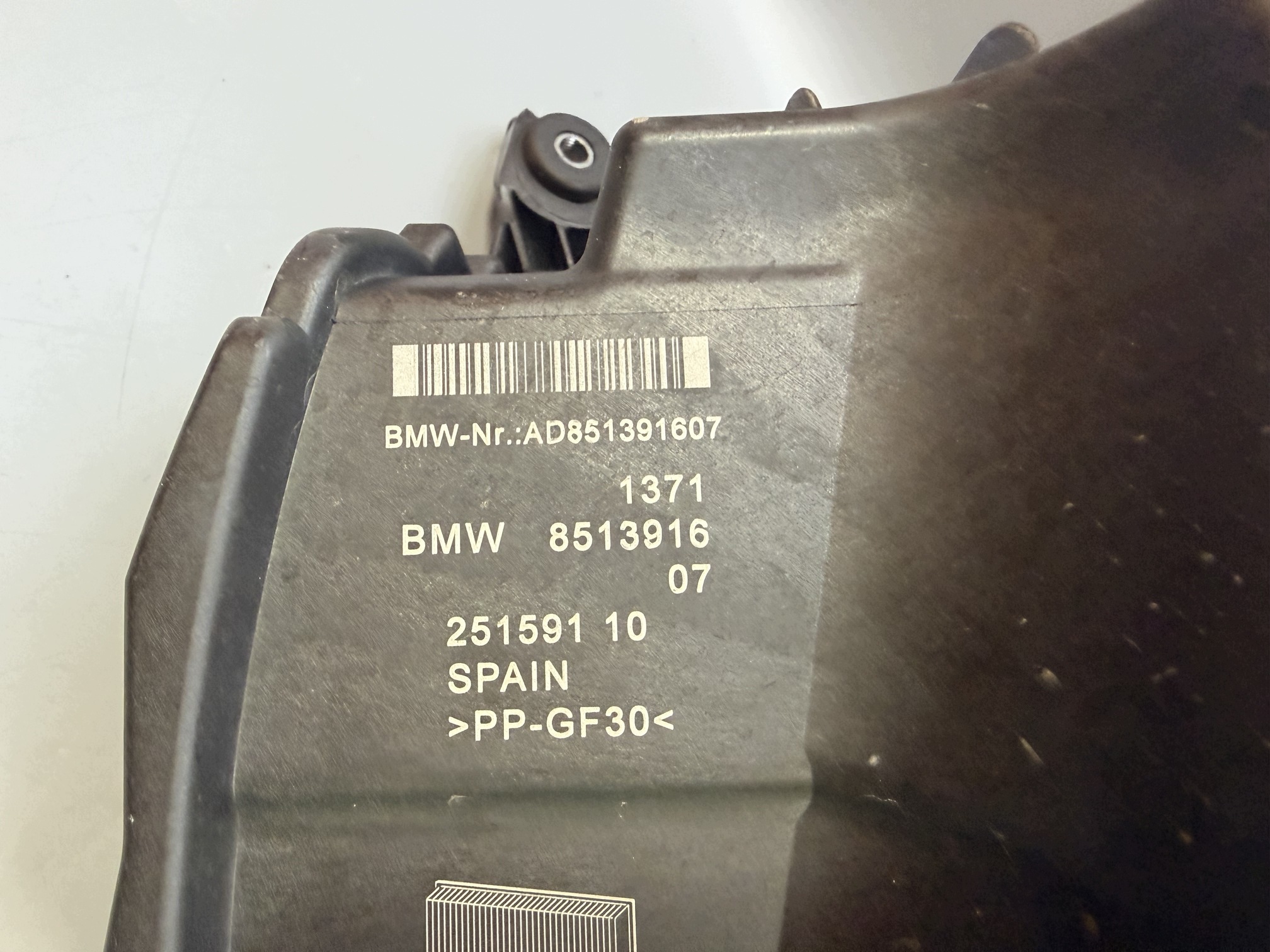 Luftfilterhus OEM 8513916 för BMW 2.0D image 4