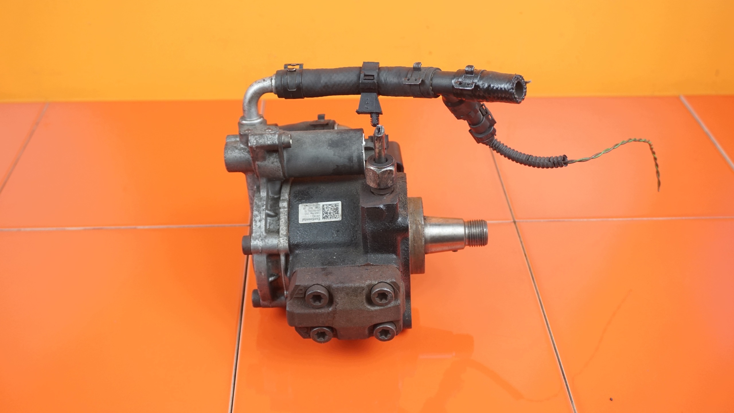 Pompe à injection OEM 03L130755E pour VW Caddy image 3