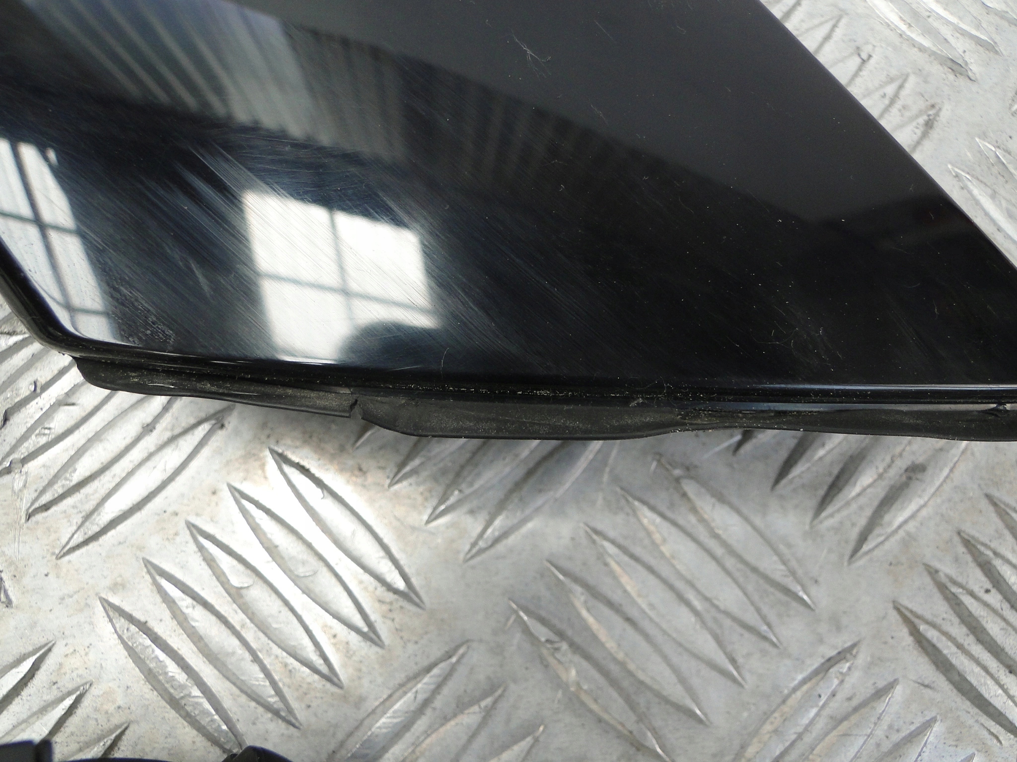 Skoda Fabia II A-pilarin Peite Vasen OEM 5J6853263A image 8