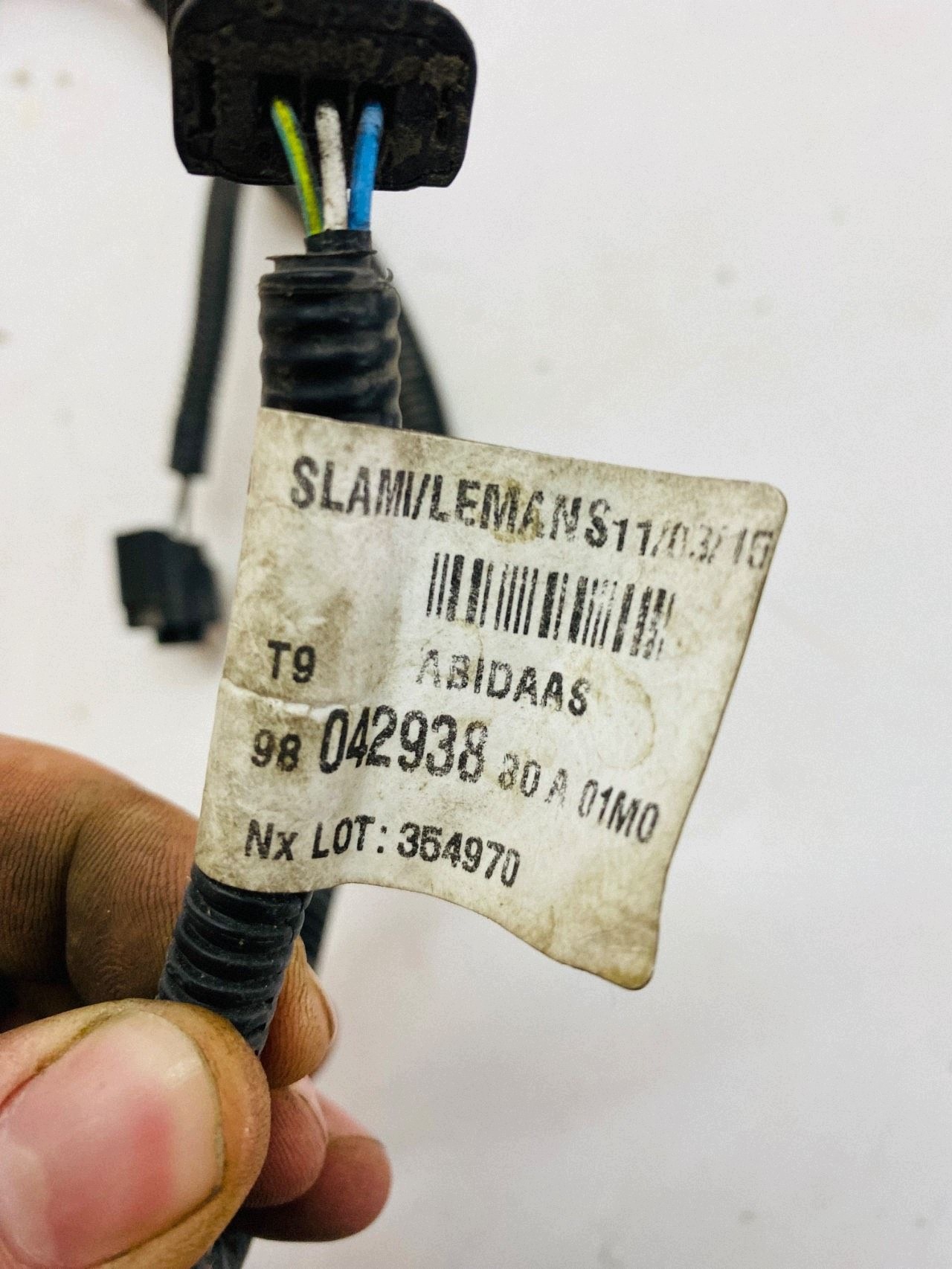 Peugeot 308 T9 Front PDC Sensor Kabelbaum OEM 9804293880 image 4