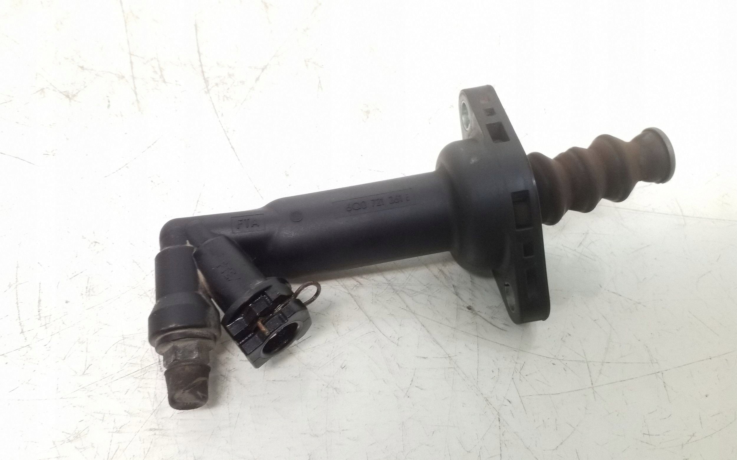 Kupplungszylinder OEM 6Q0721261E für VW Polo 1.6L Diesel image 2