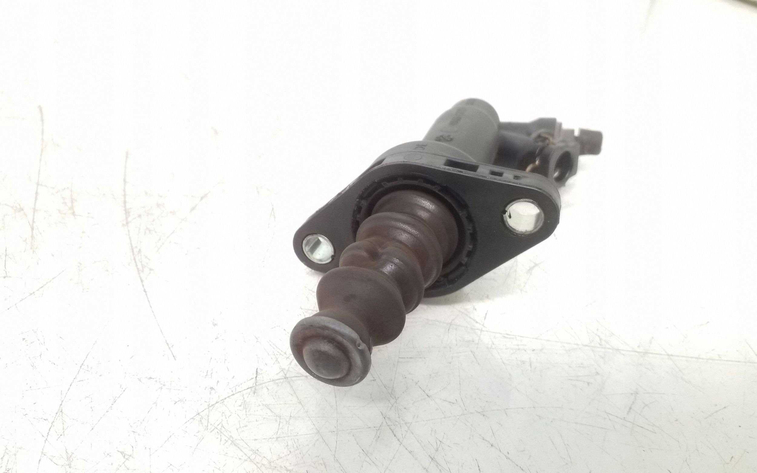 Kupplungszylinder OEM 6Q0721261E für VW Polo 1.6L Diesel image 3