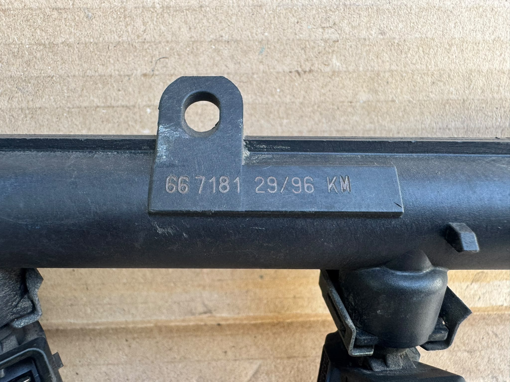 VW 030133319G Rampe d'injection pour Polo N6 1.0 image 3