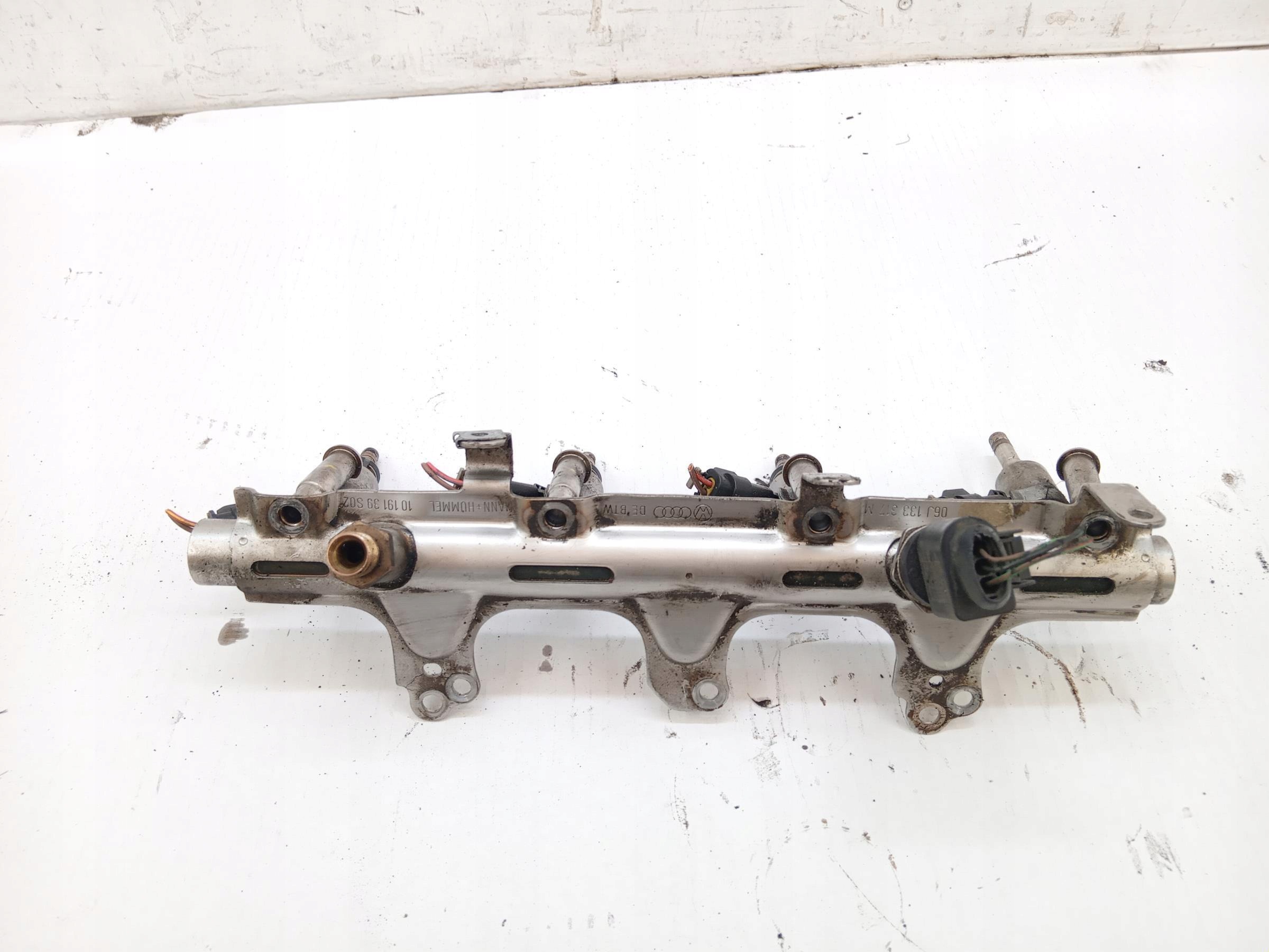 Ruiskutusputki OEM 06J133317M Skoda Yetille image 5