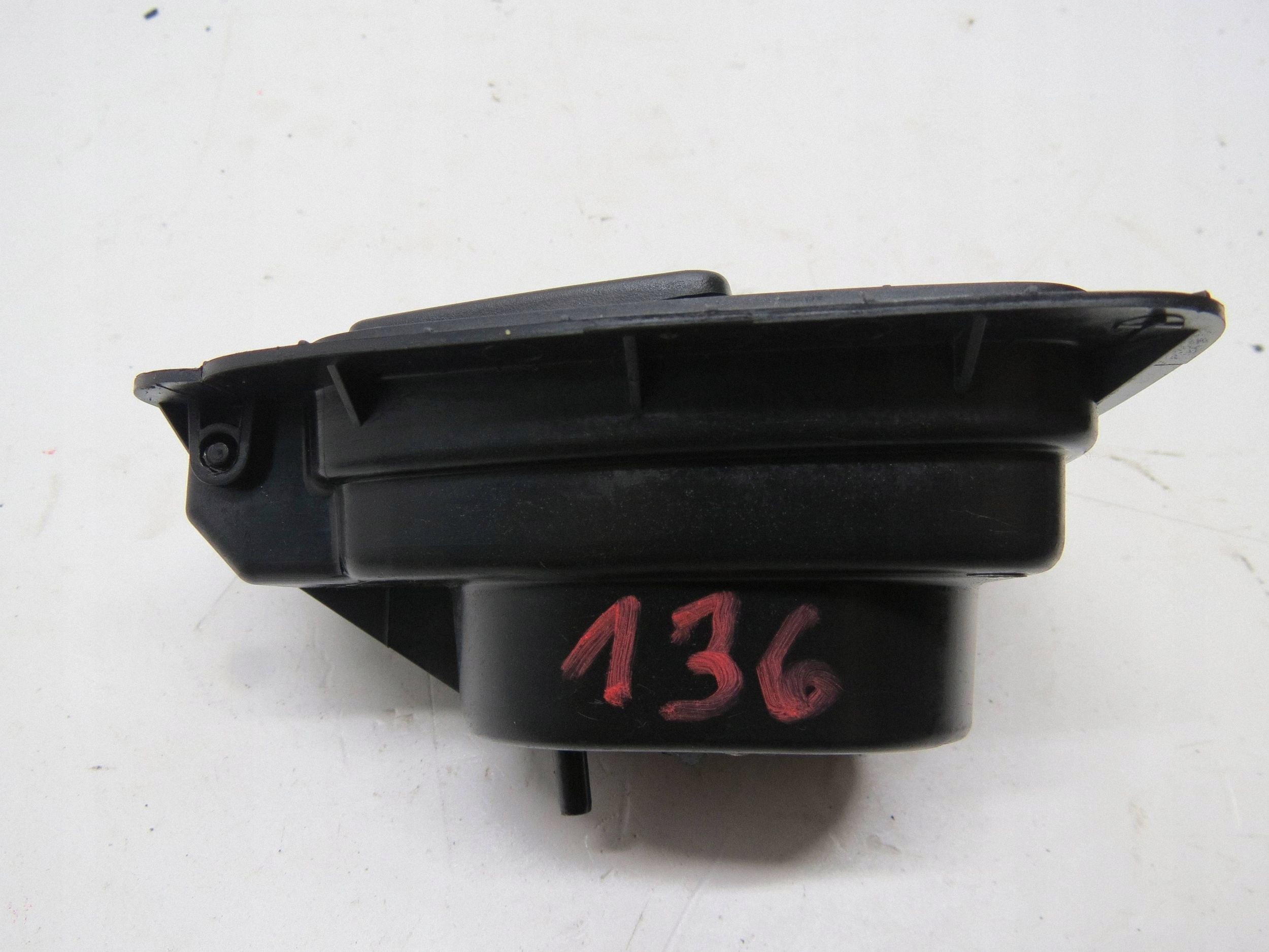 Poignée d'ouverture capot OEM 32277310 Volvo XC60 II image 3
