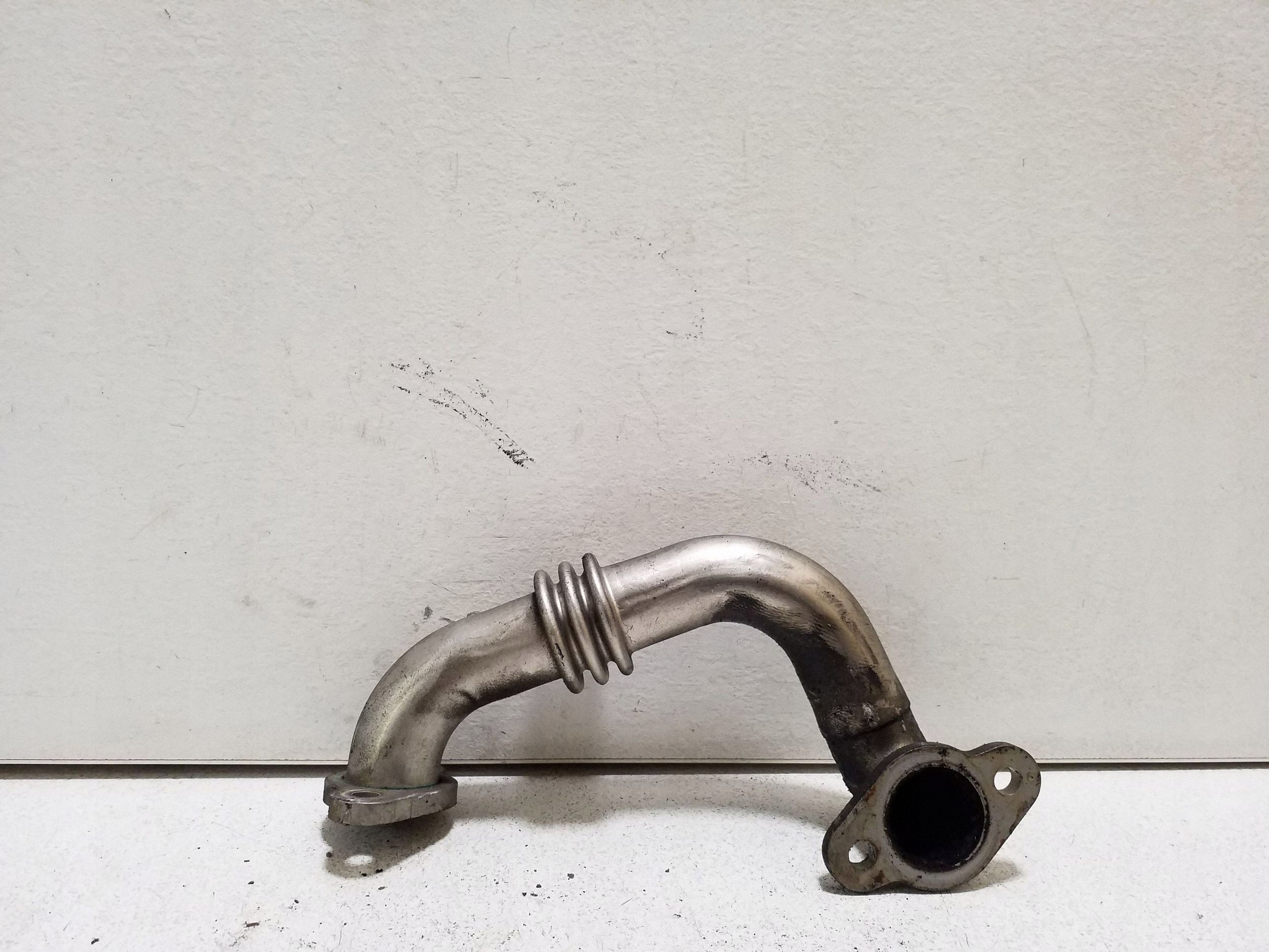 EGR-putki OEM 03L131521AF VW Passat B7 2.0L image 2