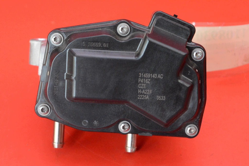 Volvo XC40 Ilmakaasutin OEM 31459143AC - Käytetty