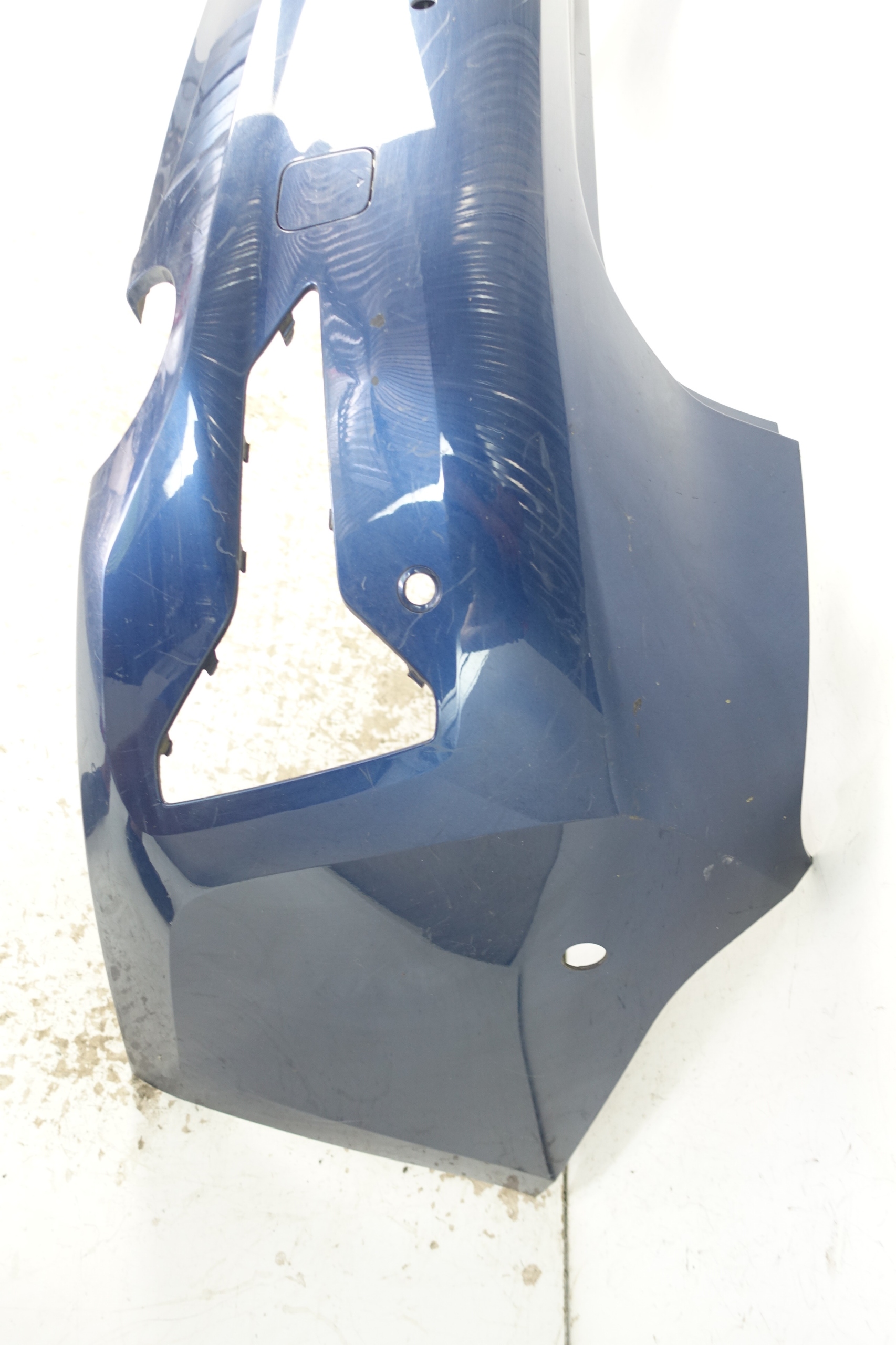 Parachoques trasero BMW 3 G20 OEM 7427998 - Usado image 4