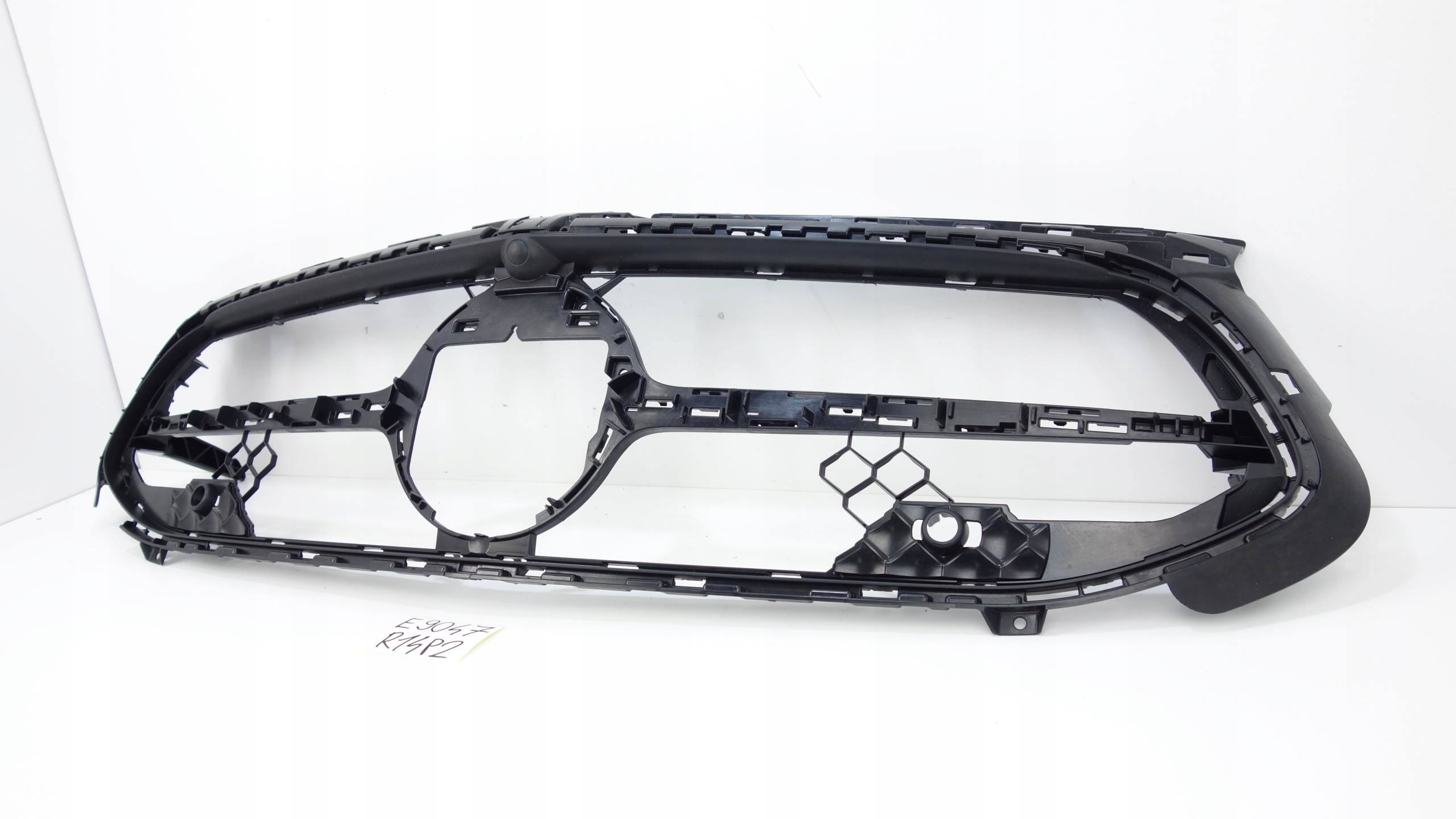 OEM A1778888300 Framställning Grillram Förstärkning image 3