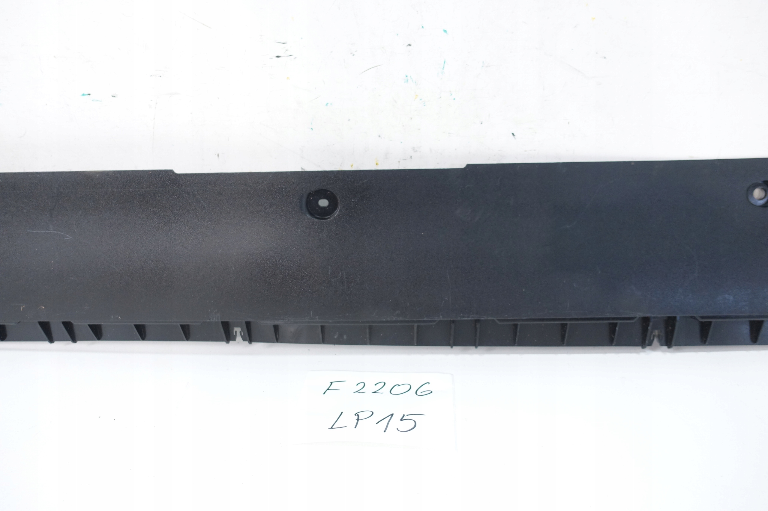 Panel de umbral inferior izquierdo Tesla Model Y OEM 1625377-00-C image 3