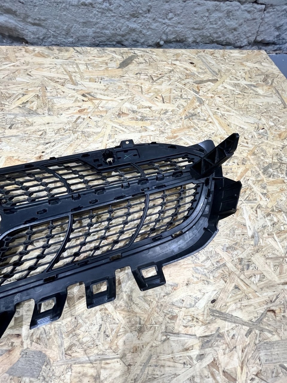 Mercedes A-Klasse W177 Frontstoßstangengitter OEM A1778880200 image 4