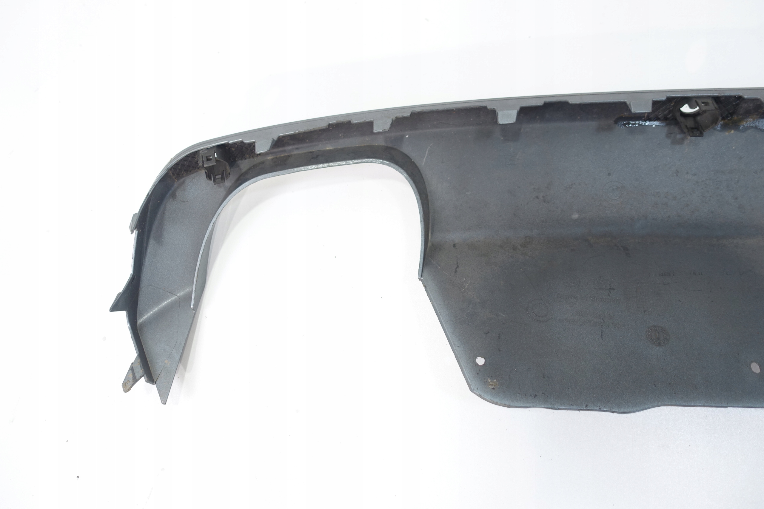 Skoda OE Achterbumper Diffuser Spoiler OEM 3T5807521B image 5
