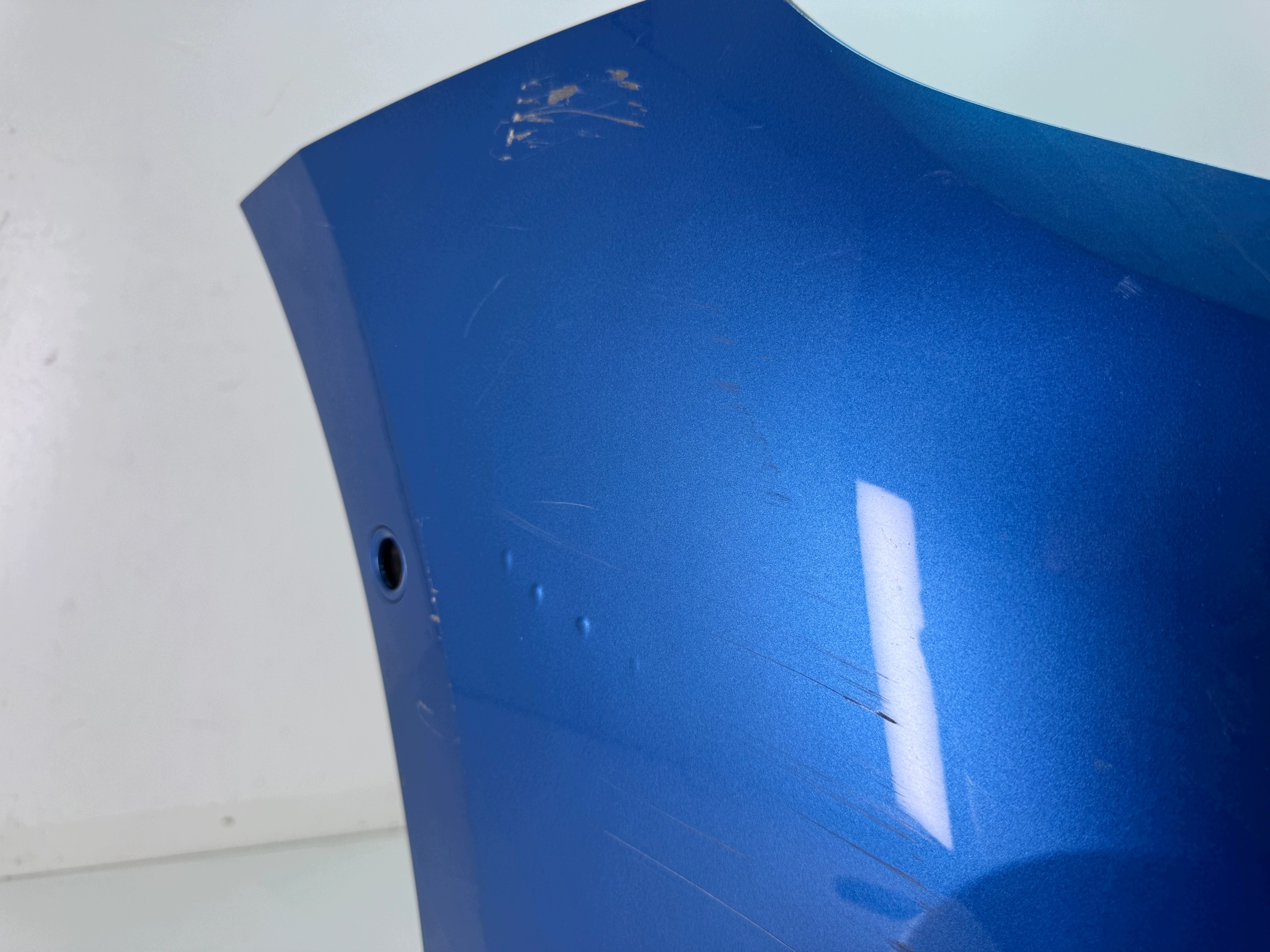 Para-choques dianteiro VW Caddy V OEM 2K7807221A - Usado image 4