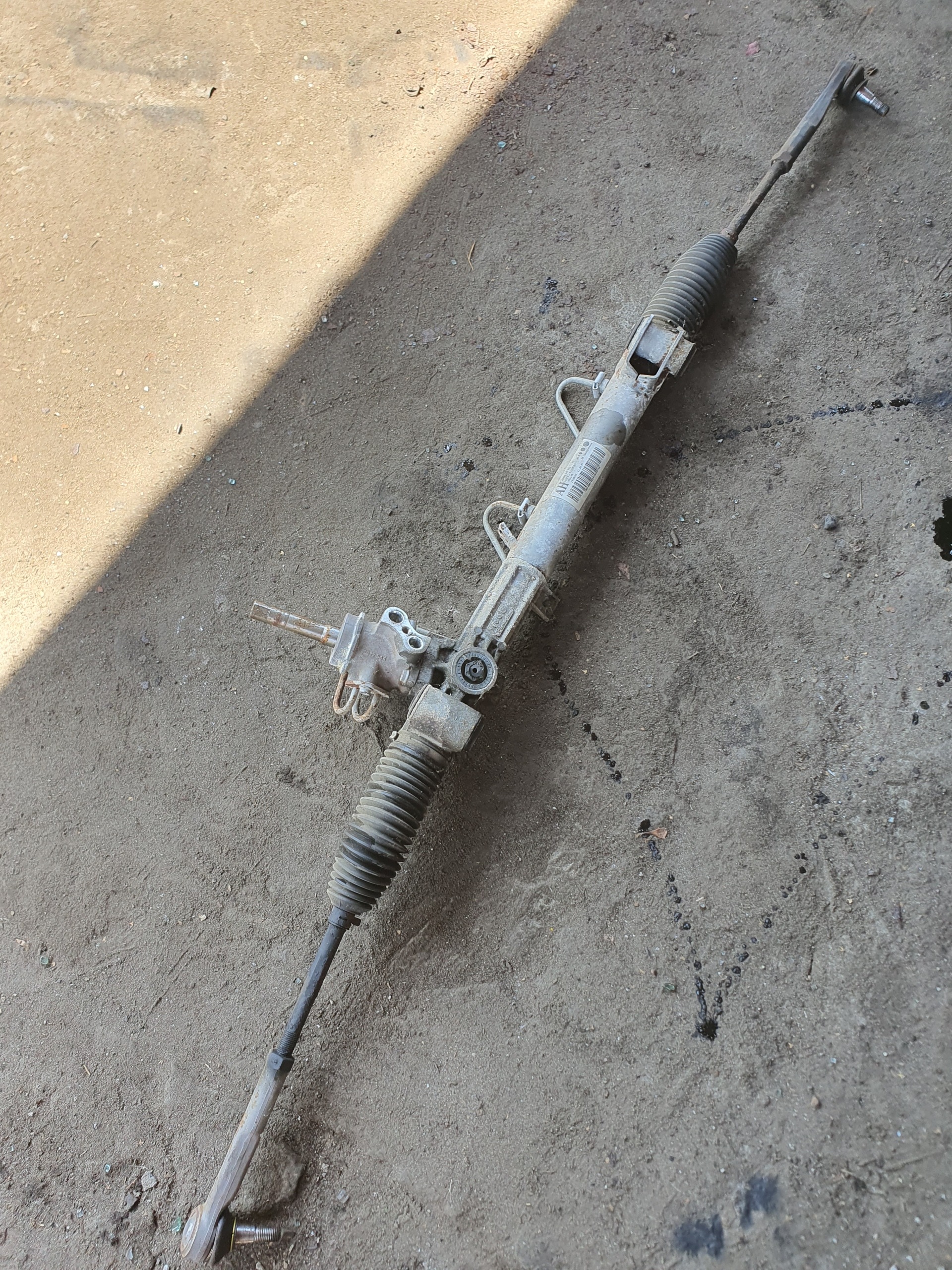 Bomba direção OEM 13205789 - Usado ZF image 2