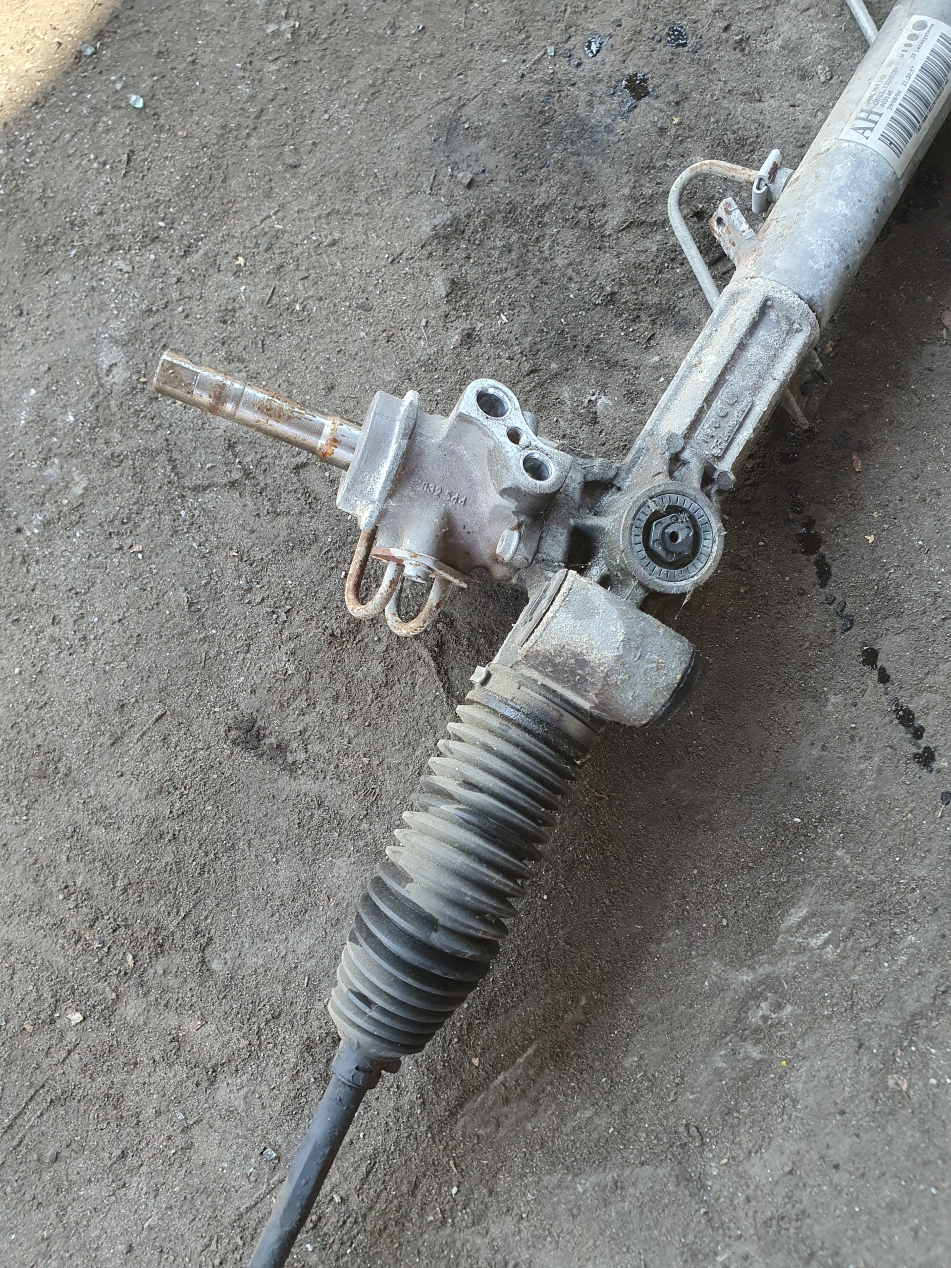 Bomba direção OEM 13205789 - Usado ZF image 4