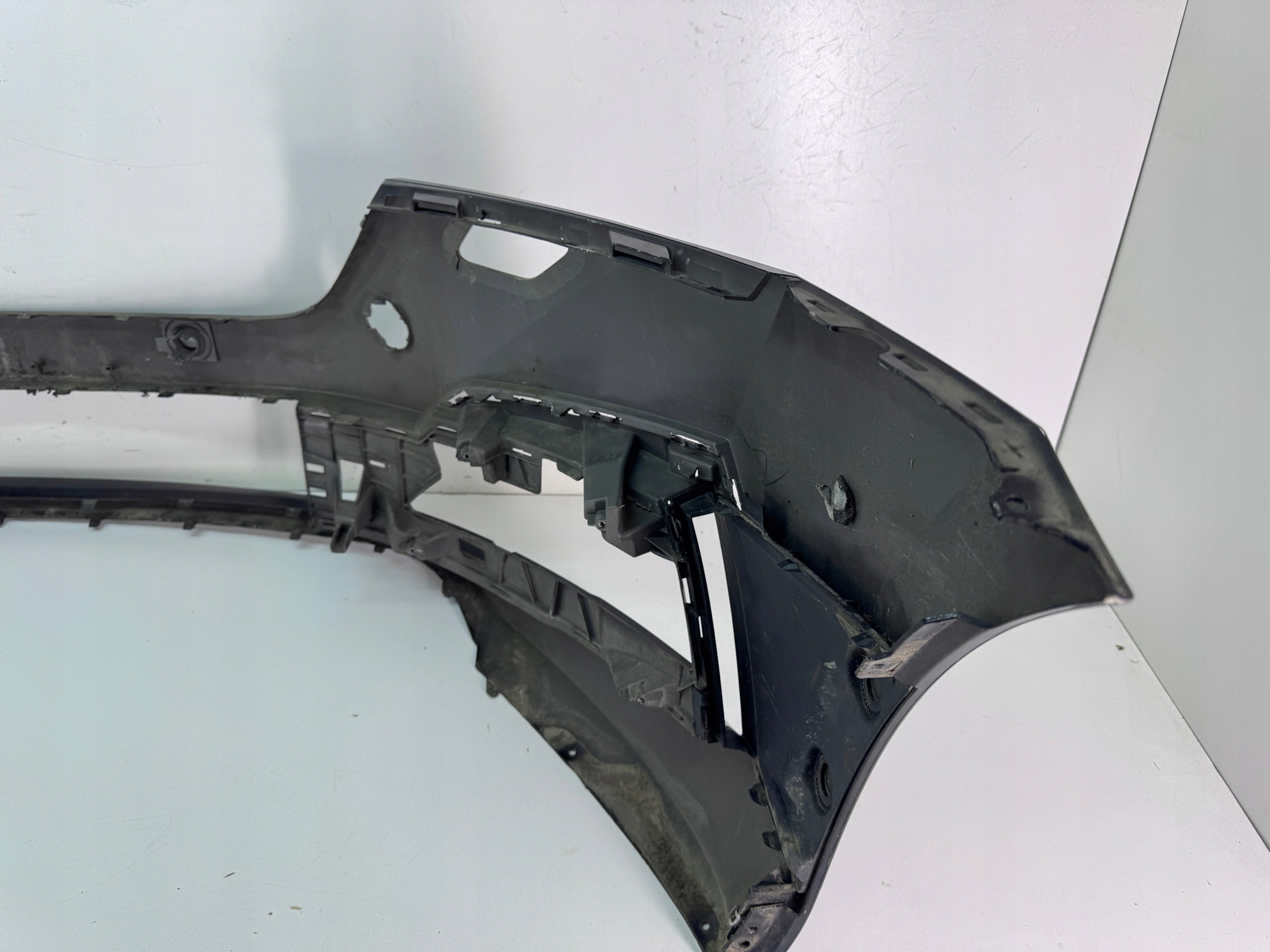 Para-choques dianteiro OEM 5E3807221 para Skoda Octavia IV image 5