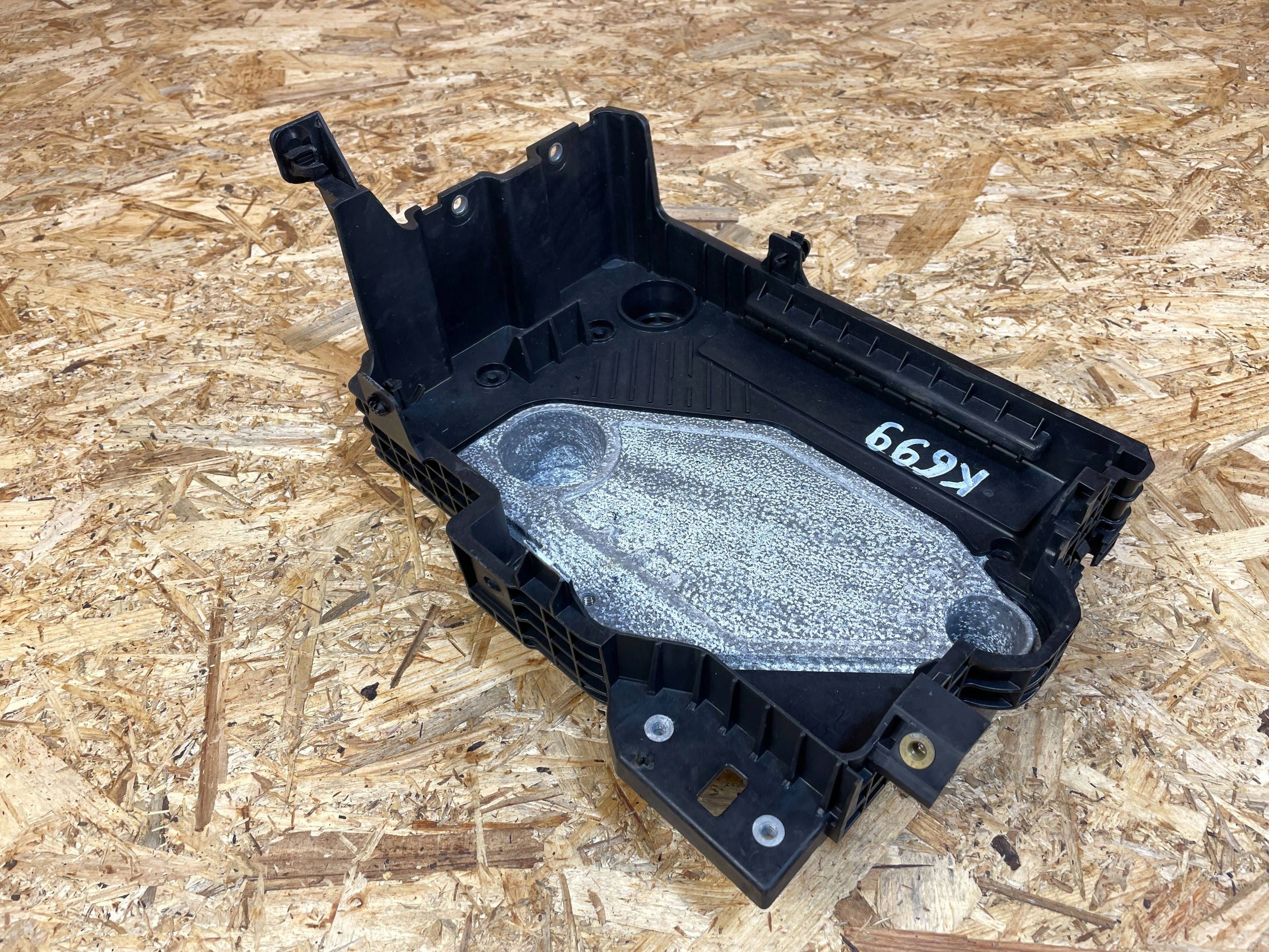 OEM 648947355R Bac à Batterie pour Renault Clio V 2019-2025 image 4