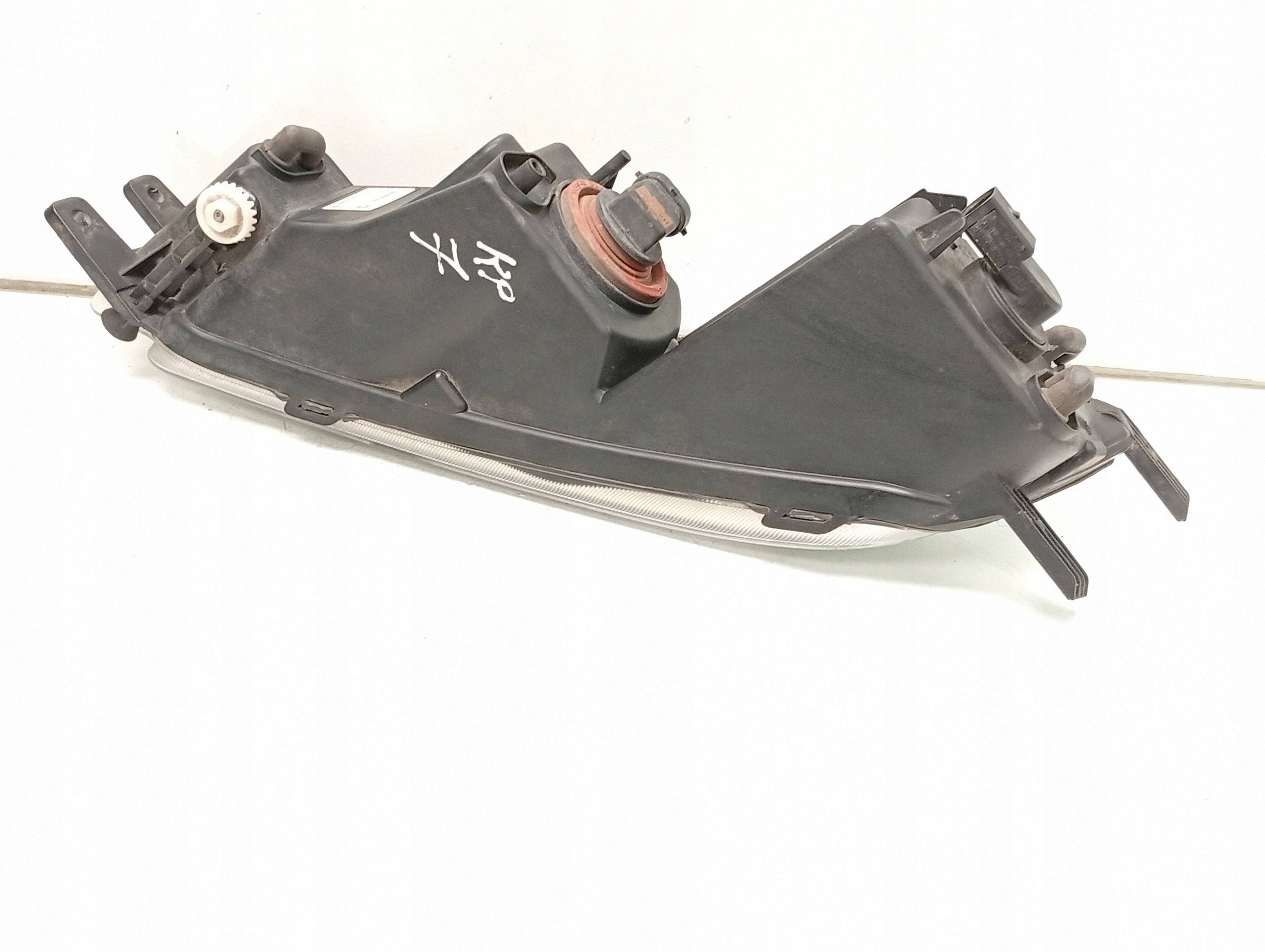 VW Passat B8 Vasen sumuvalo OEM 3G0941661E image 4
