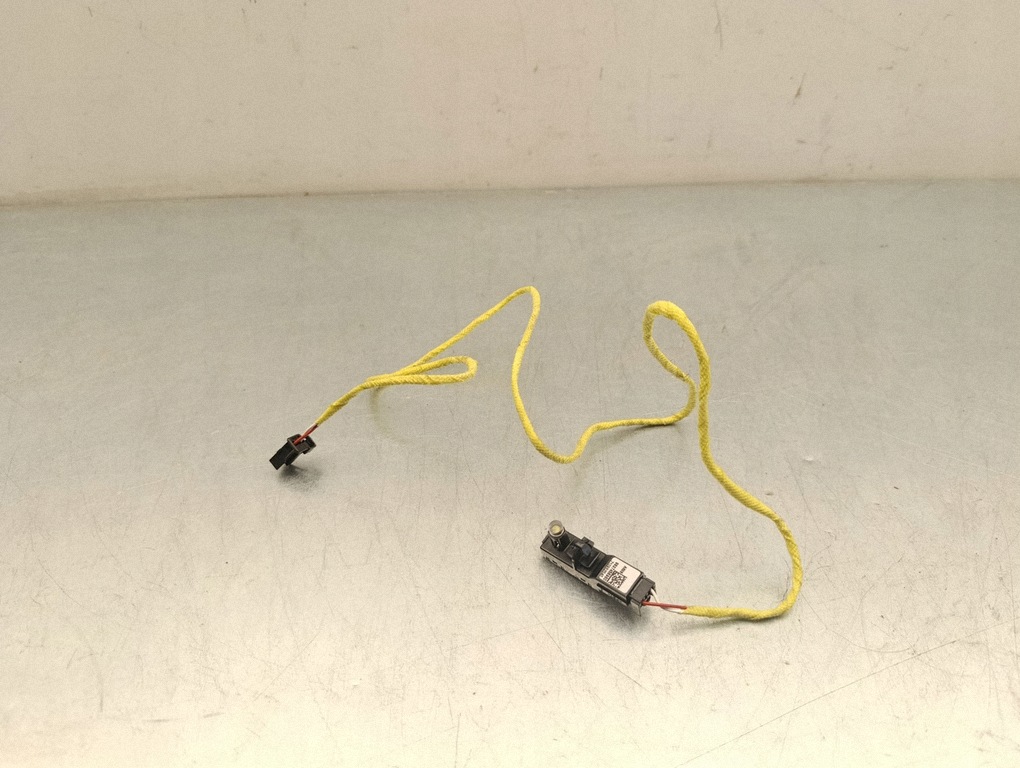 Opel Grandland X Türleuchte OEM 9837584580 - Gebraucht image 2