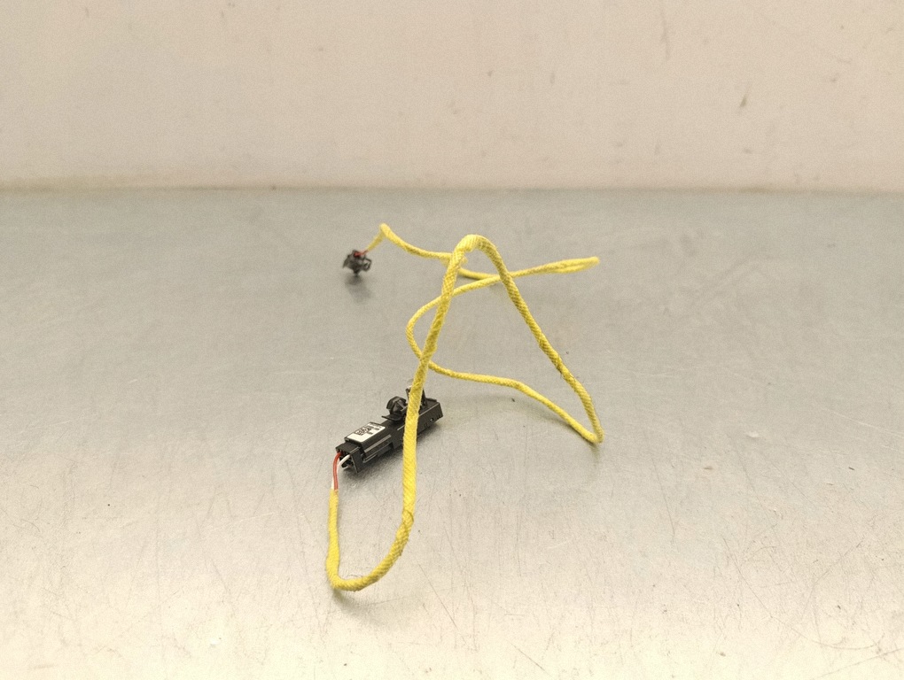Opel Grandland X Türleuchte OEM 9837584580 - Gebraucht image 3