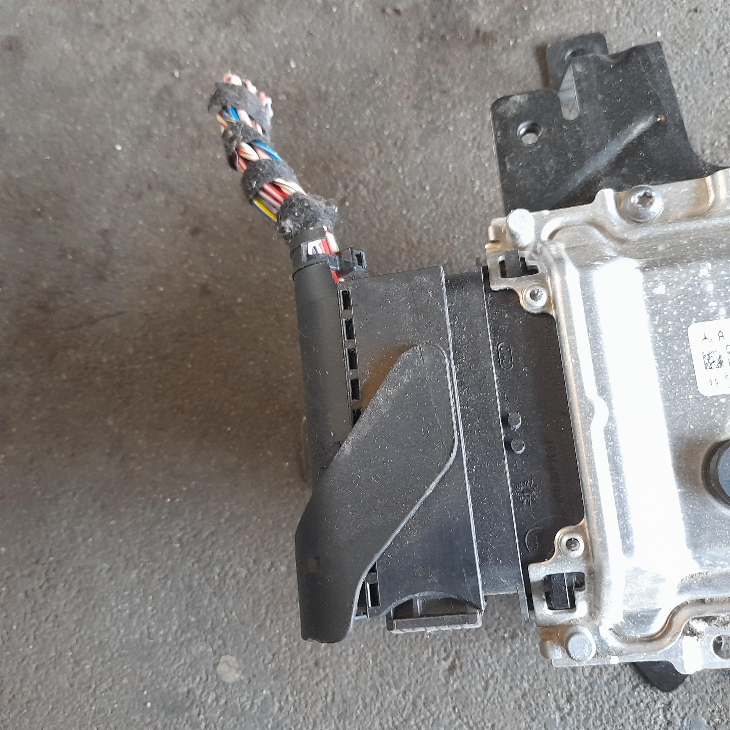 Módulo Adblue Mercedes Vito W447 OEM A0009004213 image 4