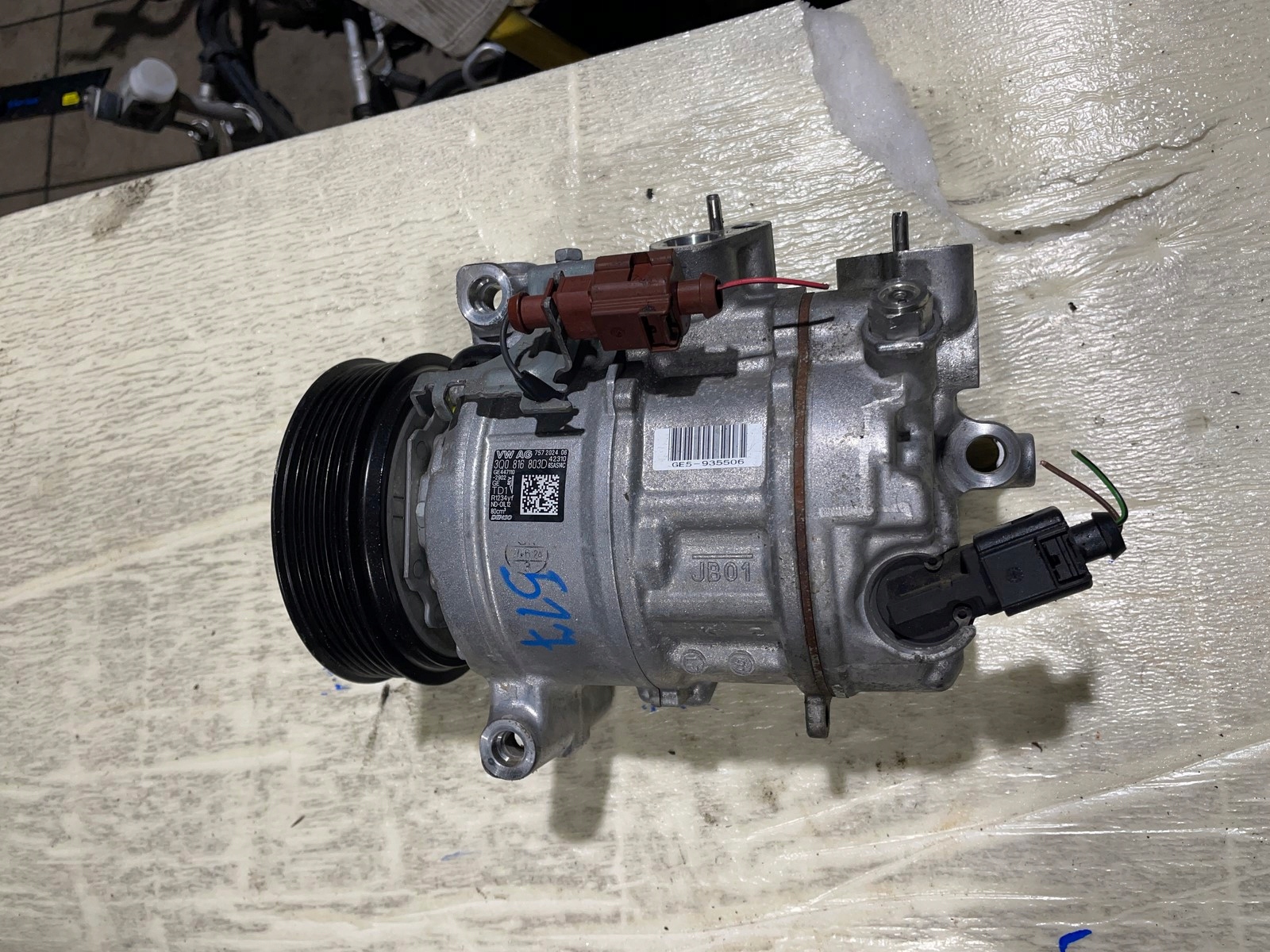 Compressor A/C OEM 3Q0816803D para Volkswagen Golf VIII image 2