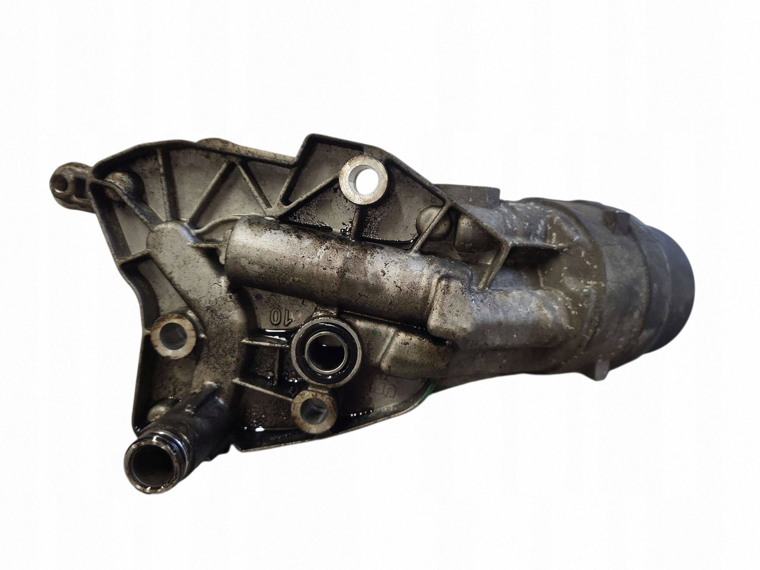 Öljysuodattimen kiinnike OEM 00055595532 Opel Insignia