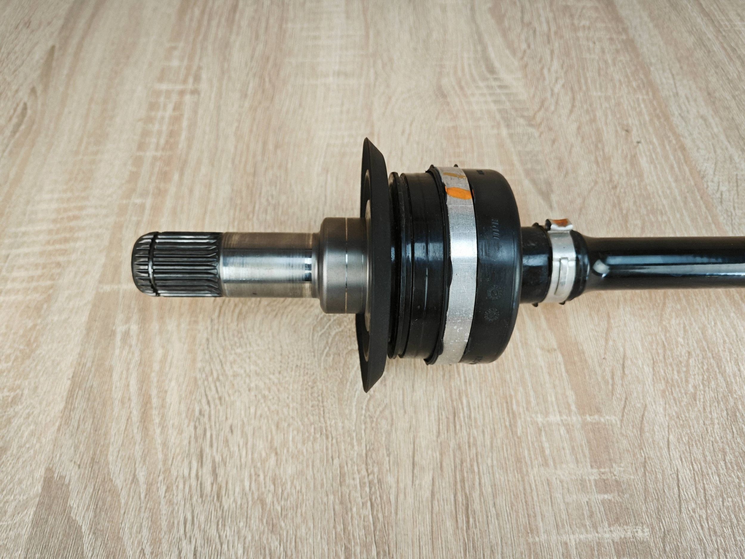 OEM 8679968 Oikea Takaakselinpuoli BMW X3/X4:lle