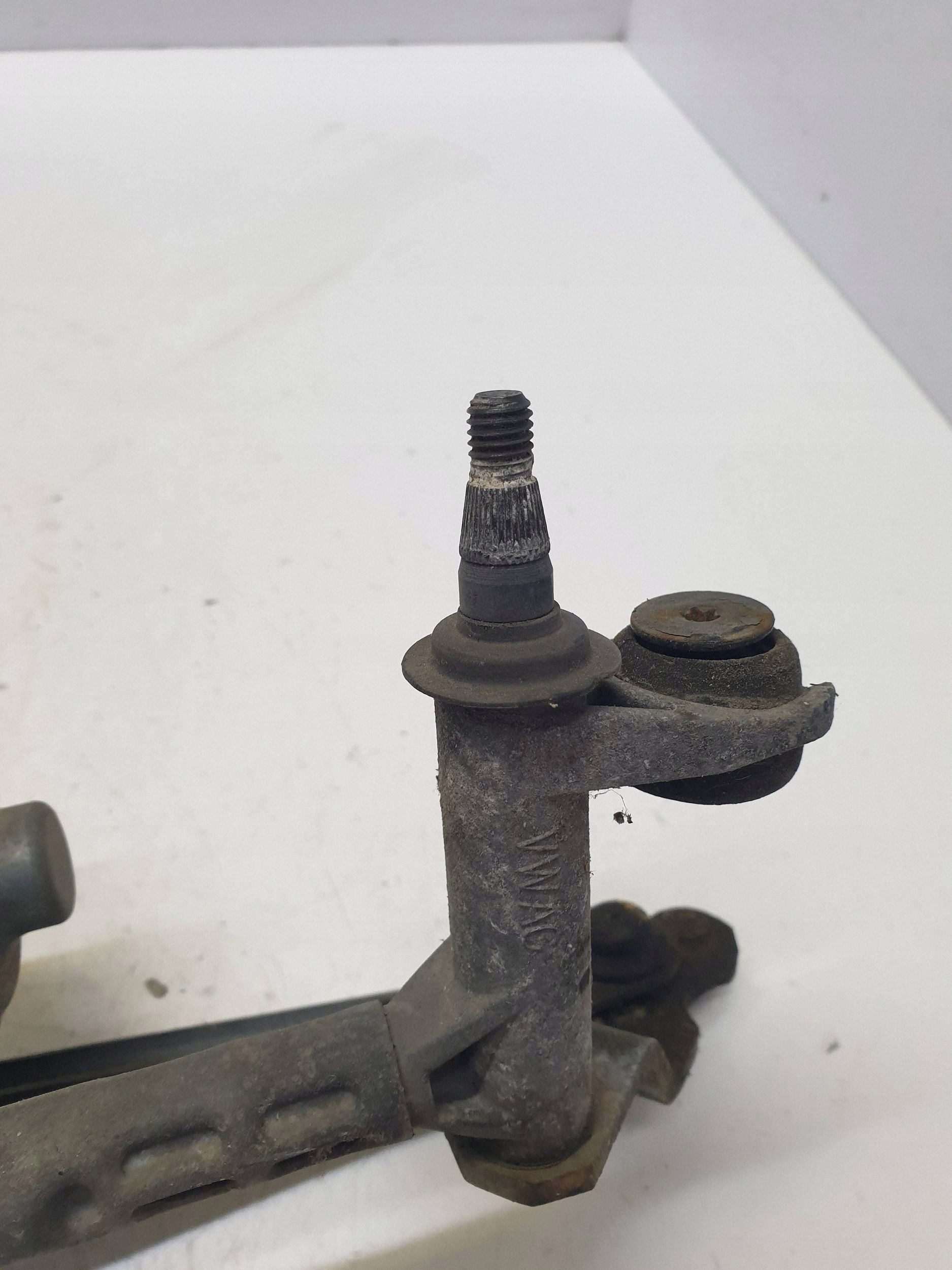 OEM 2K1955023G Frontscheibenwischermotor VW Caddy III image 4