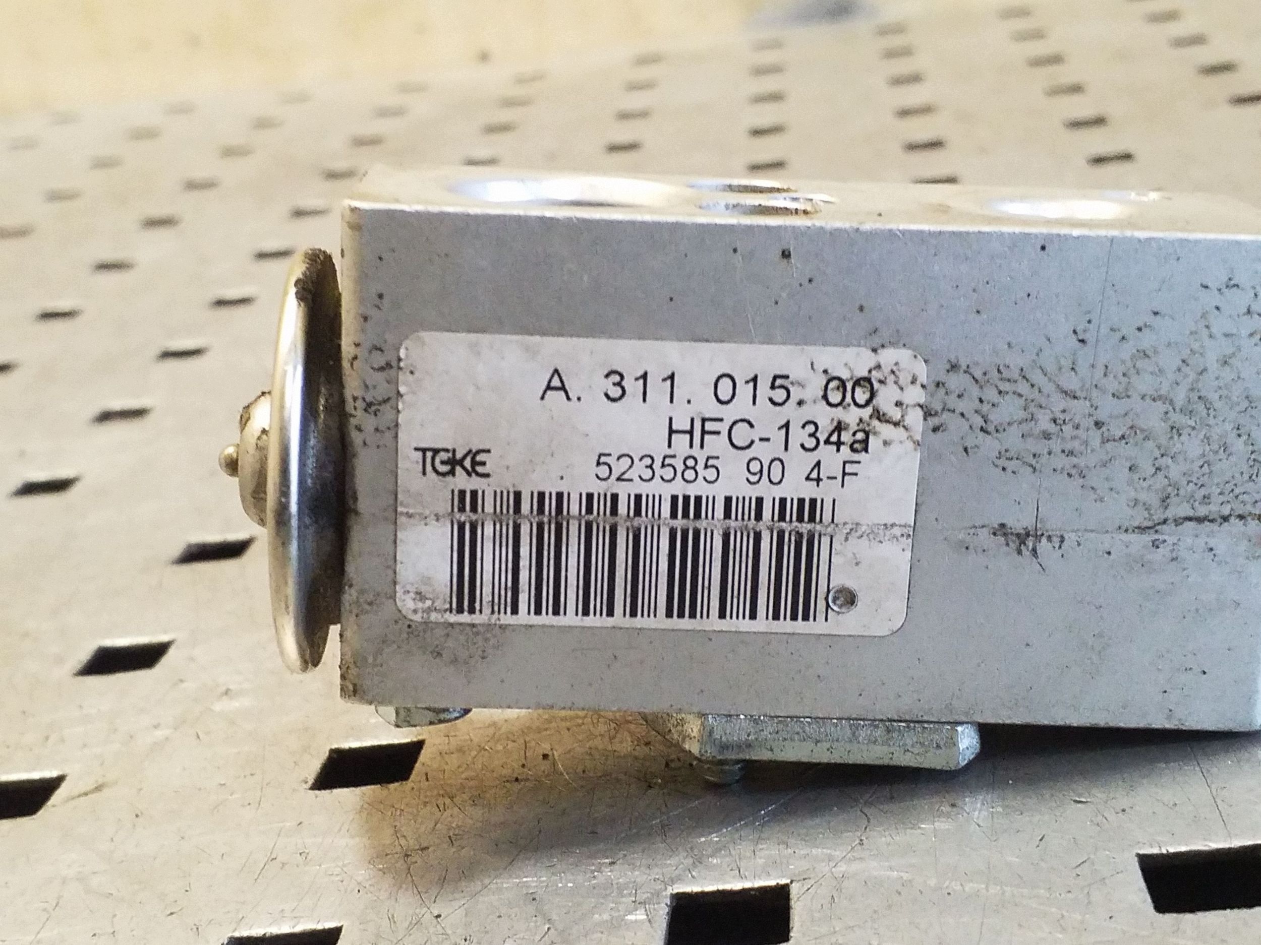 Radiador aquecimento ar condicionado Renault Master III OEM A31101500