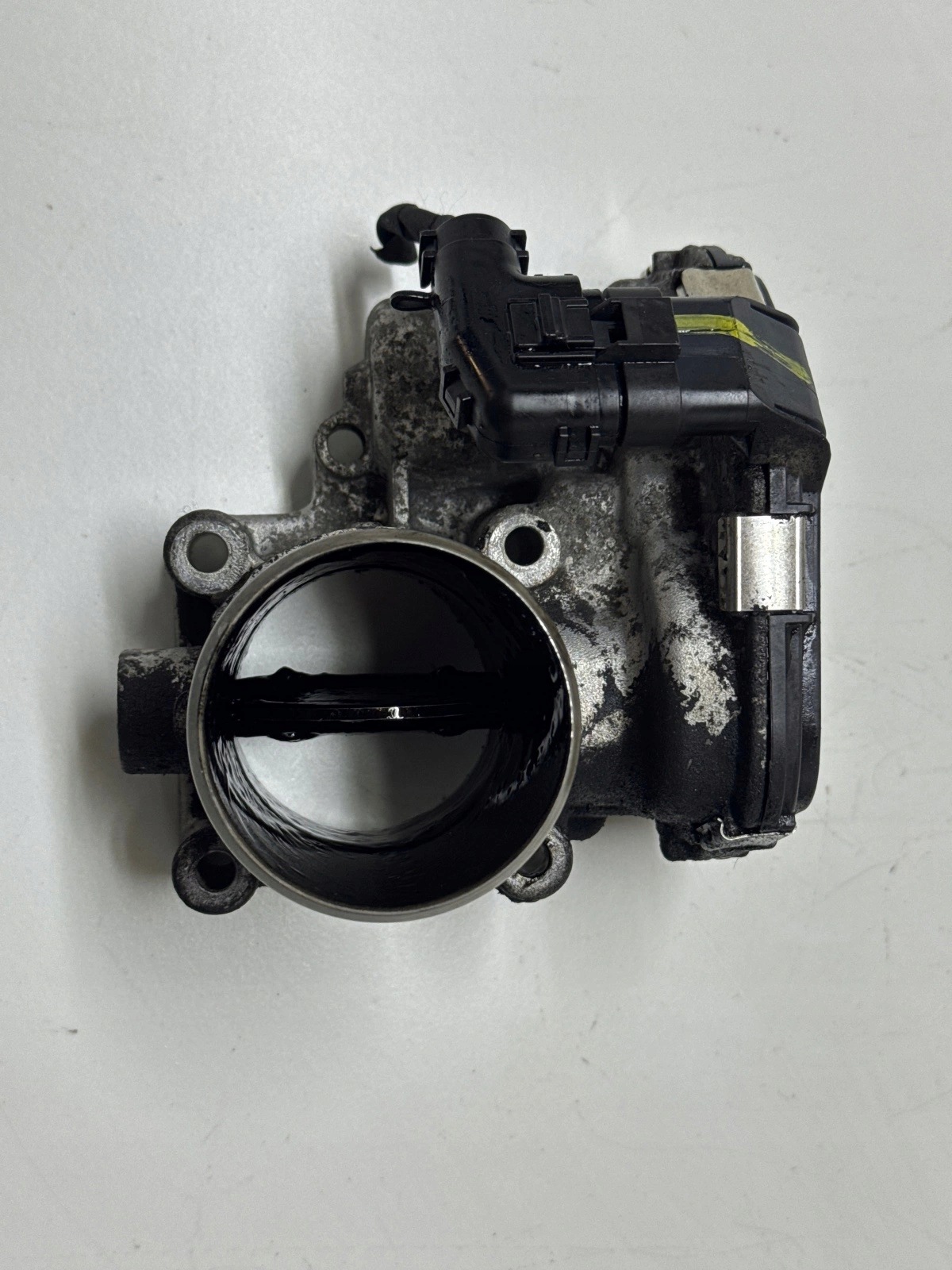 Kaasutin OEM 35100-2A600 Hyundai/Kia 1.6CRDI:lle