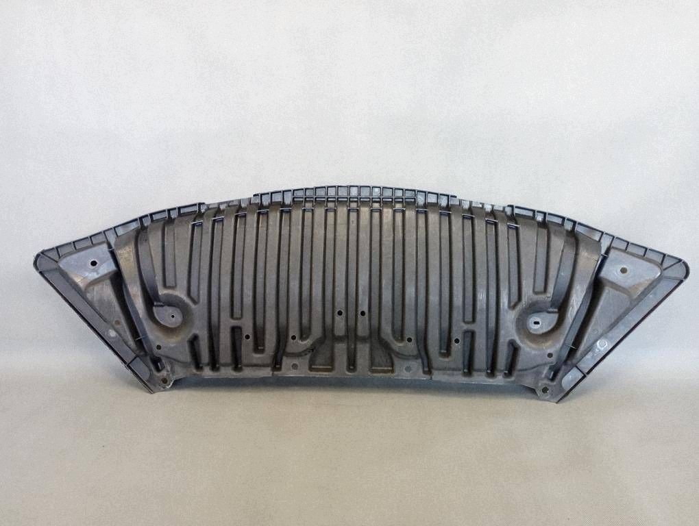 Mercedes-Benz OE A2045240230 Cache-moteur - Occasion image 2