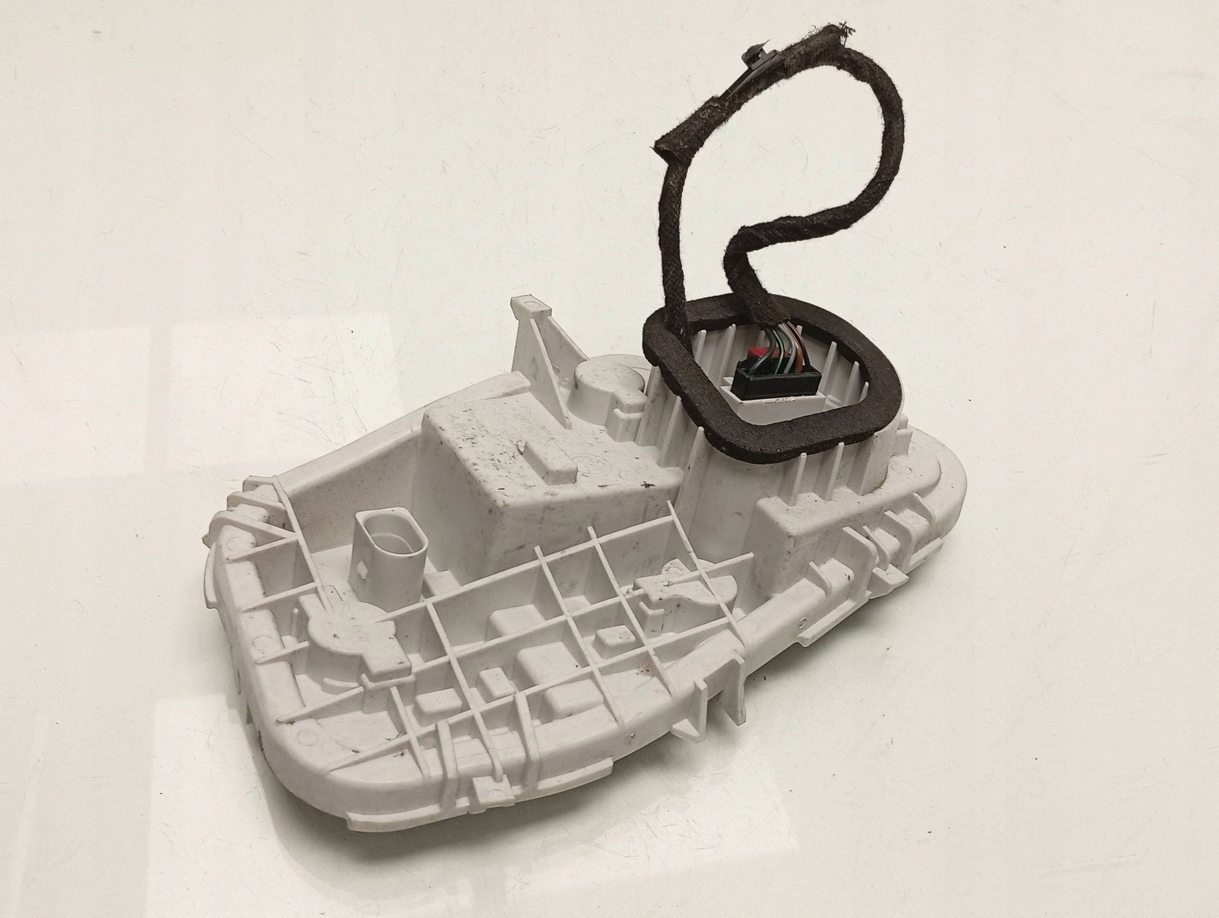 Insert Phare Arrière Droit Skoda Rapid OEM 5JH945258 image 3