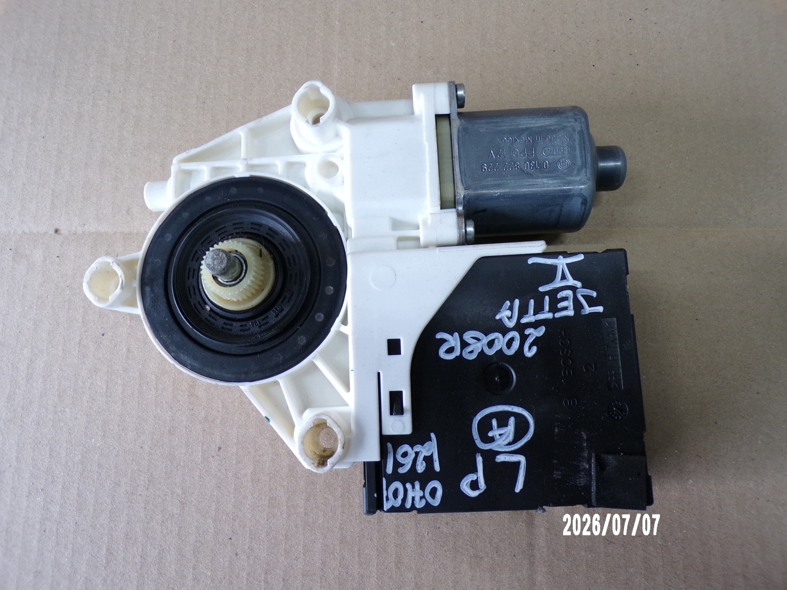 SEAT Toledo III vänster framfönsterregulator OEM 1K0959793P image 10