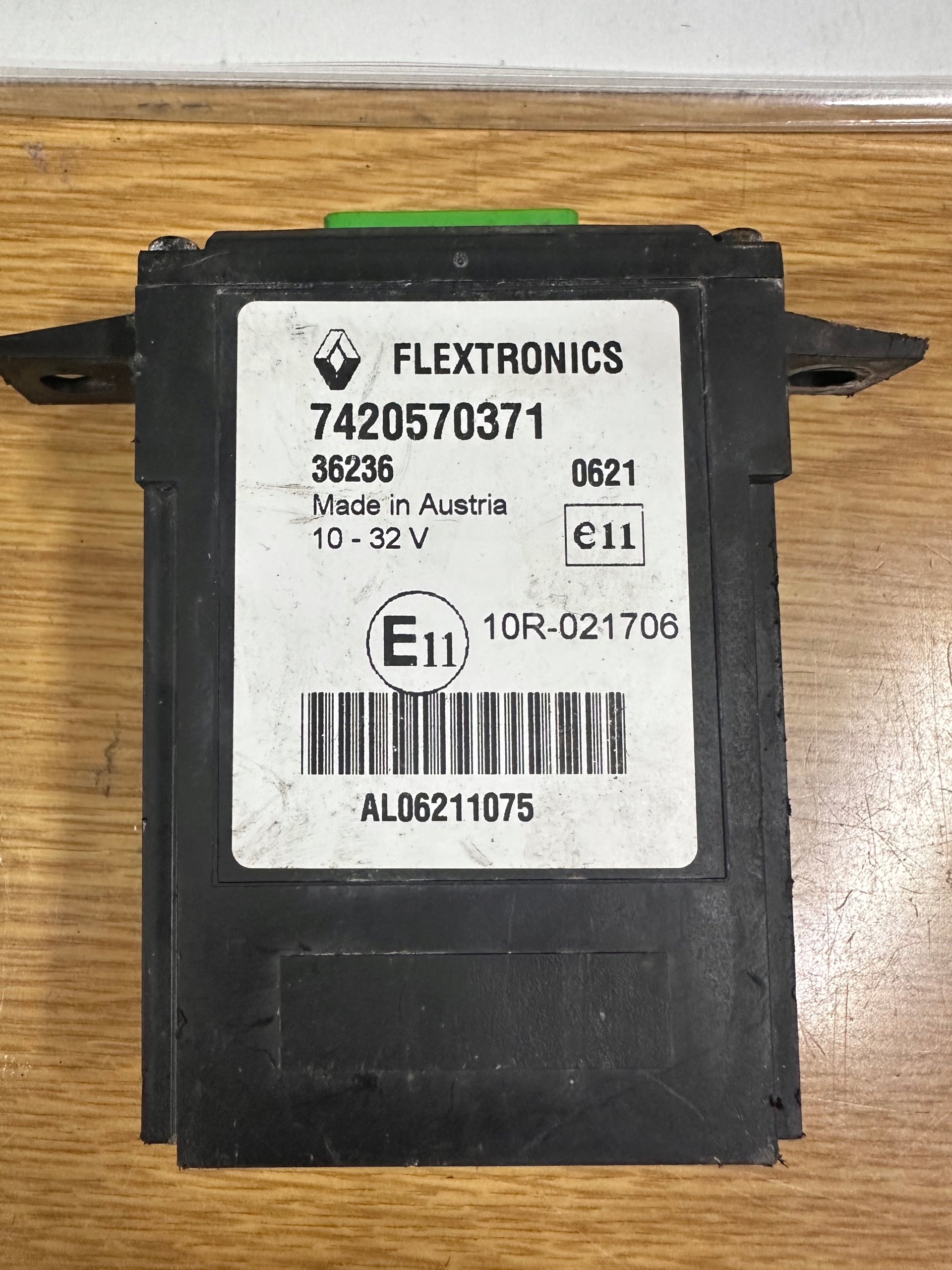 OEM 7420570371 ECU Caixa Renault Magnum DXI 480 image 4