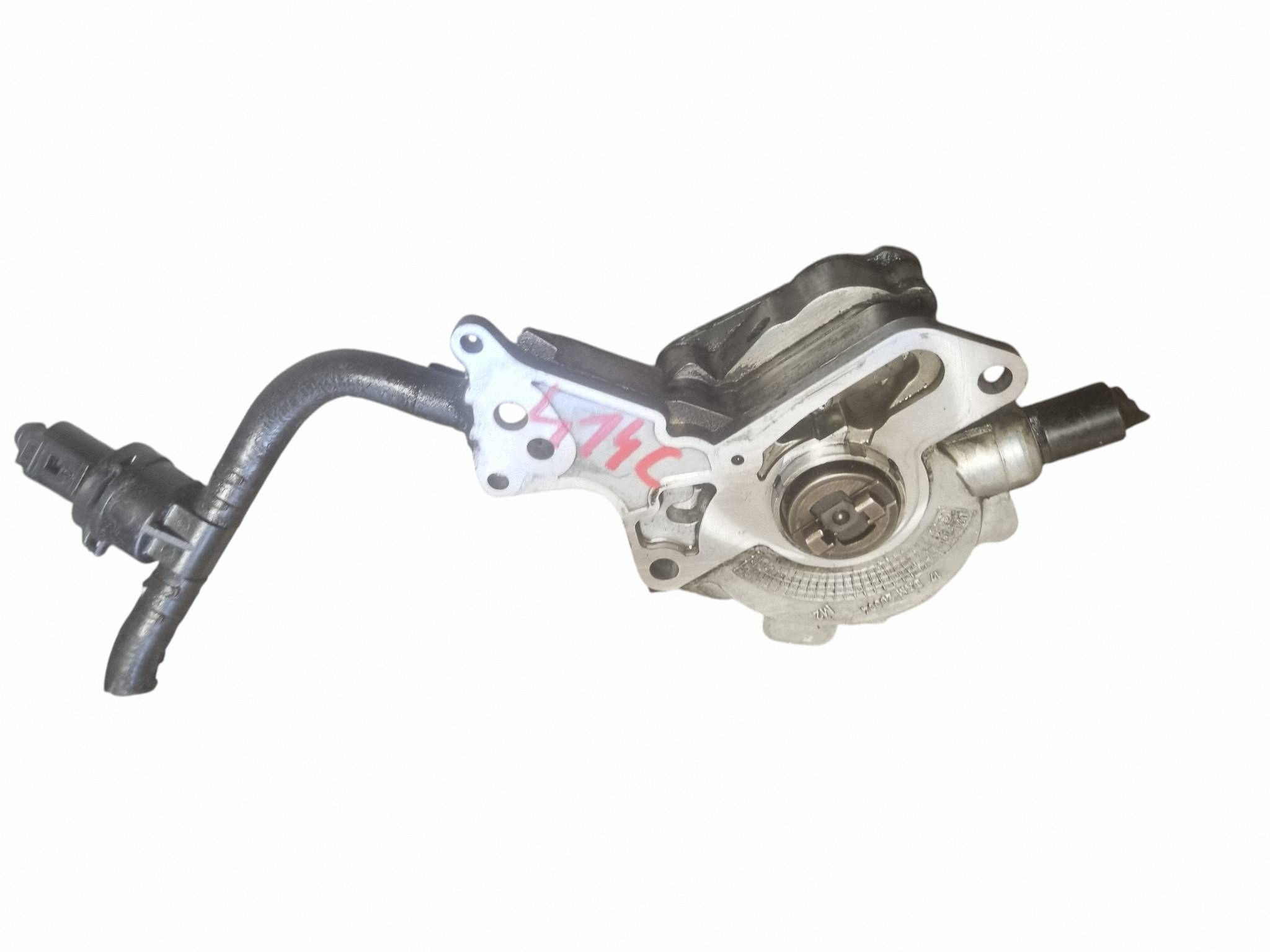 Tyhjiöpumppu OEM DRM20004 Audi A4 B6 1.9TDI:lle