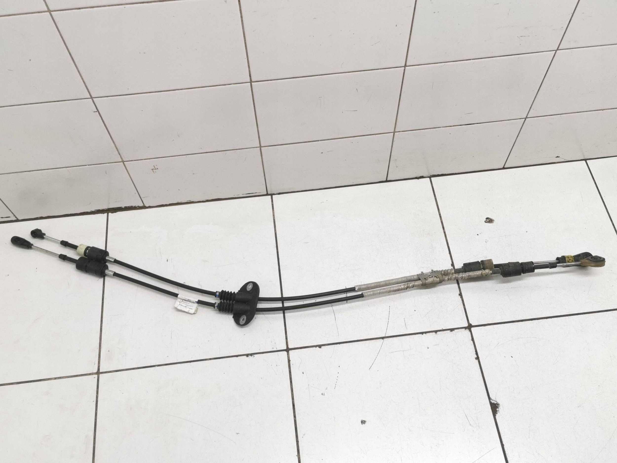 Volvo V40 II Vaihteenvalitsin OEM 31367496 - Käytetty