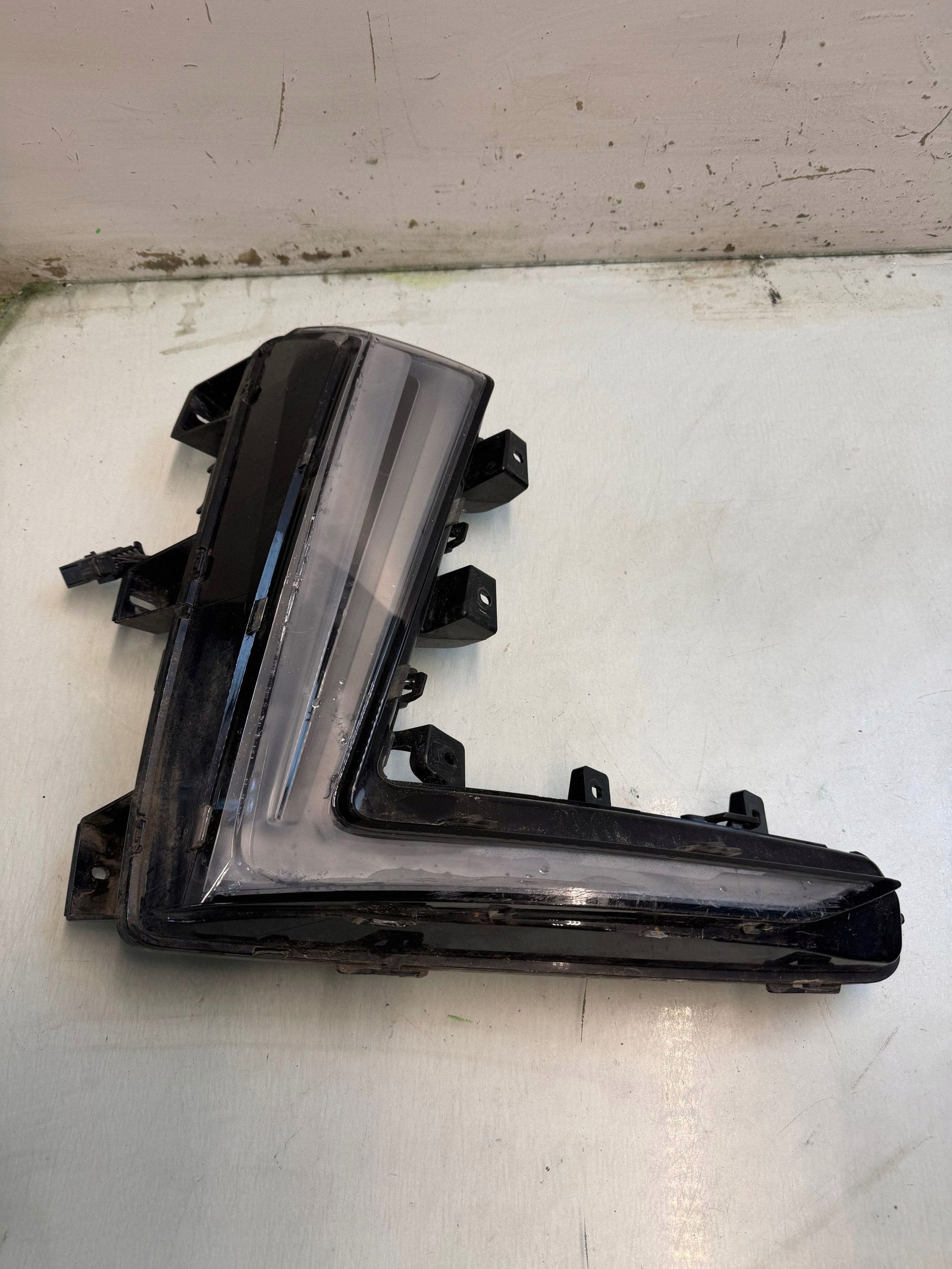 Citroen DS7 Crossback Halogen LED DRL Right OEM 9815740680 image 3
