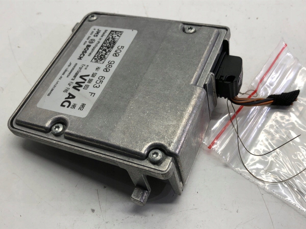 VW Golf VII rijstrookassistent camera OEM 5Q0980653F image 3