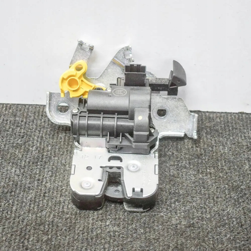 OEM 4M0827506D Tailgate Lock for Skoda Superb III