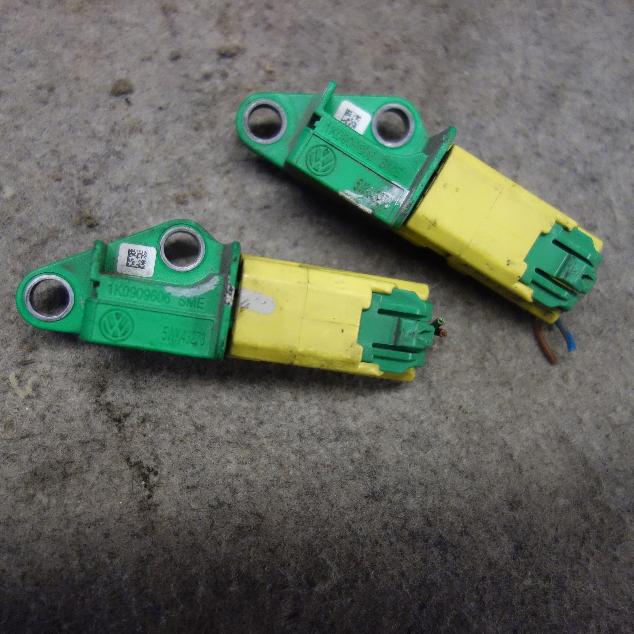Aufprallsensor OEM 1K0909606 für VW Golf V HB 5D