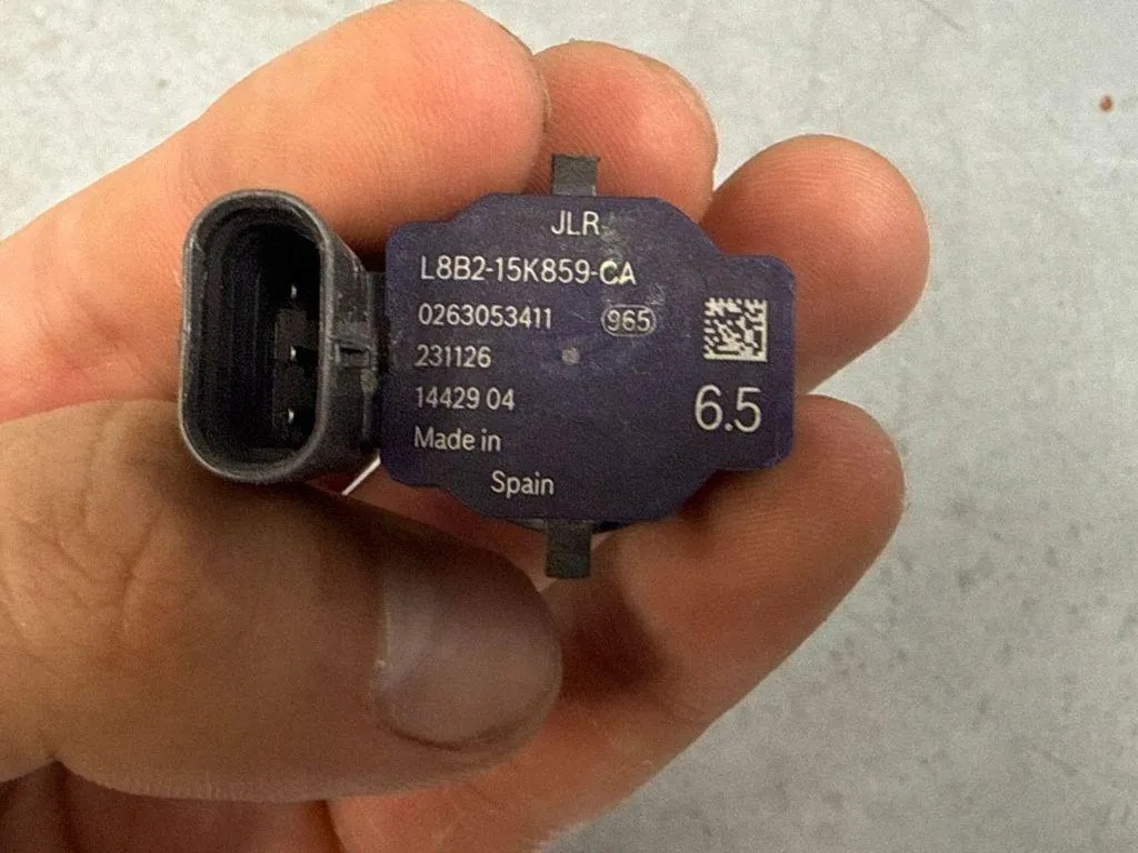 Sensor PDC OEM L8B2-15K859-CA para Range Rover Evoque image 5