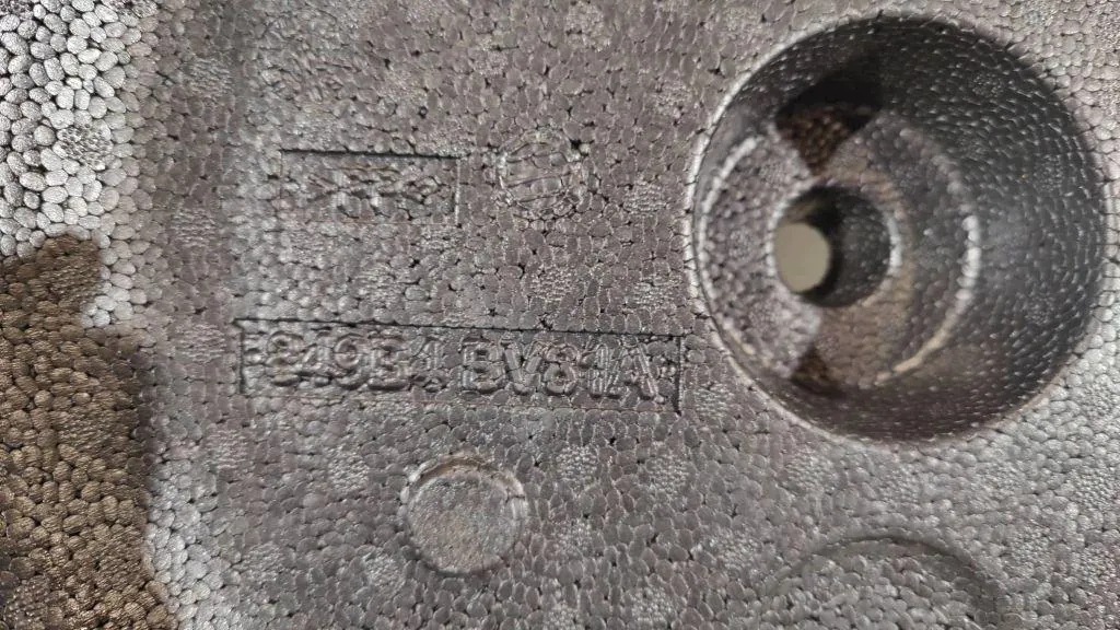 Insertion mousse roue secours OEM 849B4BV81A Nissan Juke image 4
