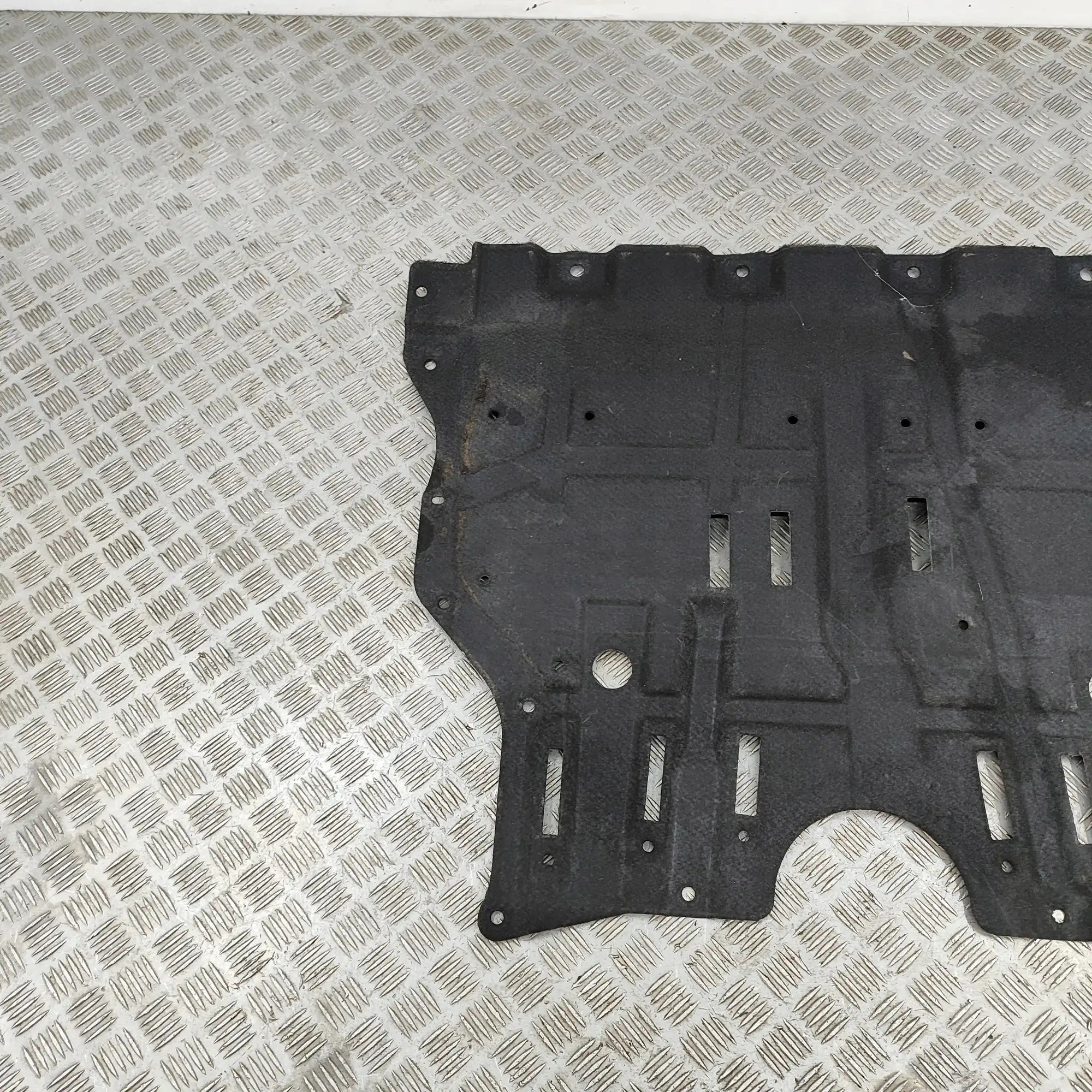 Alustasuojus OEM 758925341R Renault Austral Rafalelle